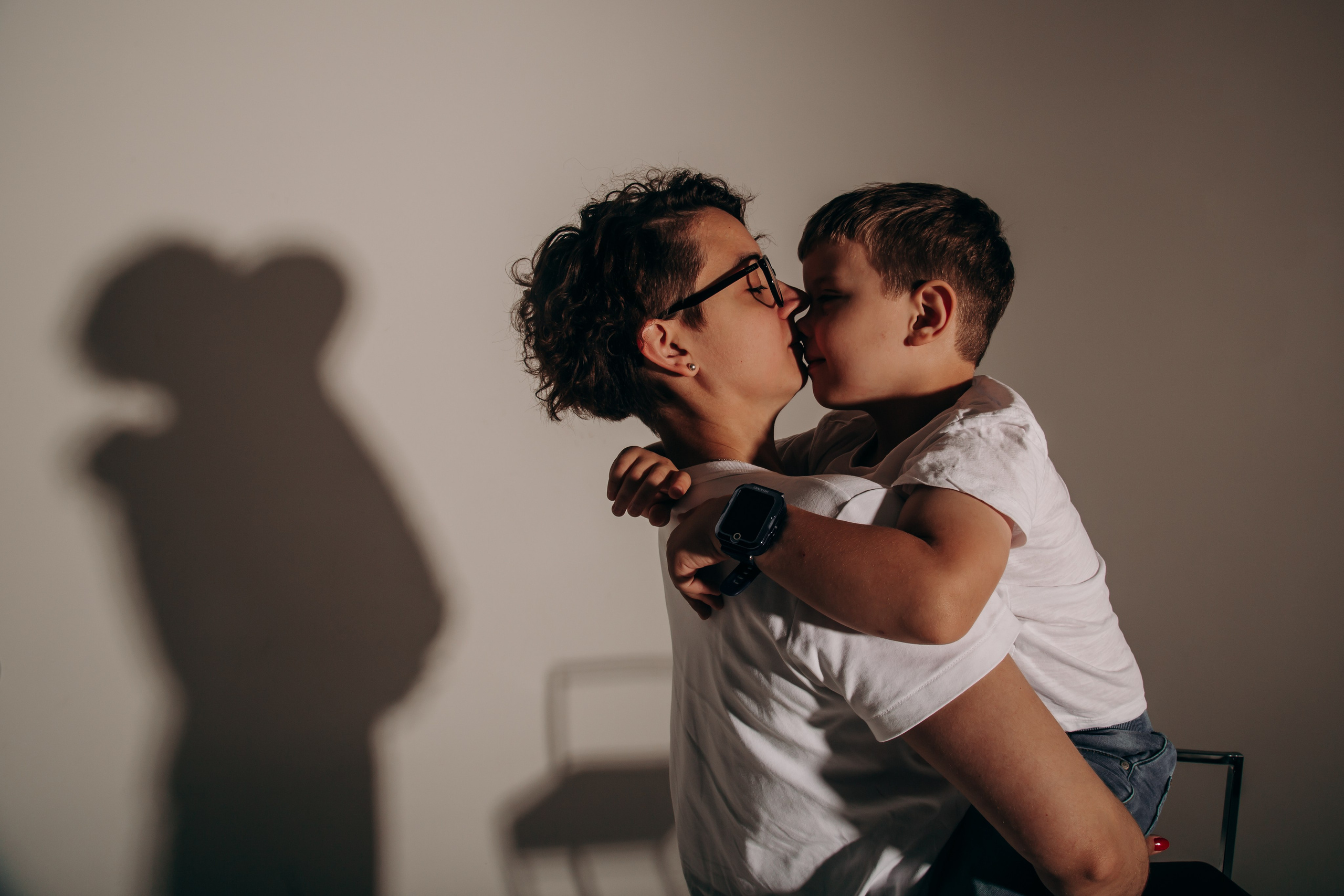 Эмоции важнее декора:) Съемка на циклораме. Фотограф вашей улыбки. Москва