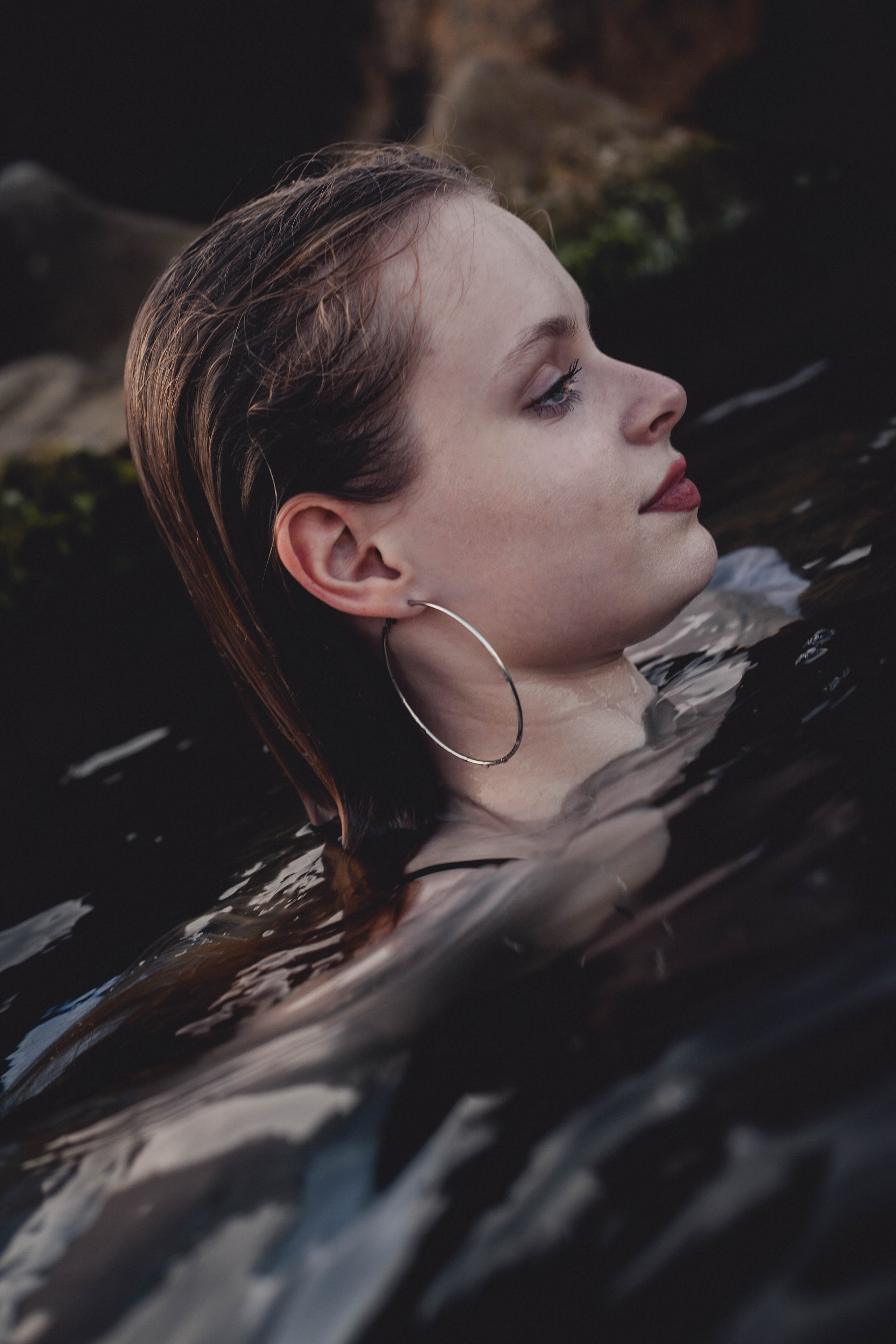 Поцелуи Волн. Уличный фотограф Города N