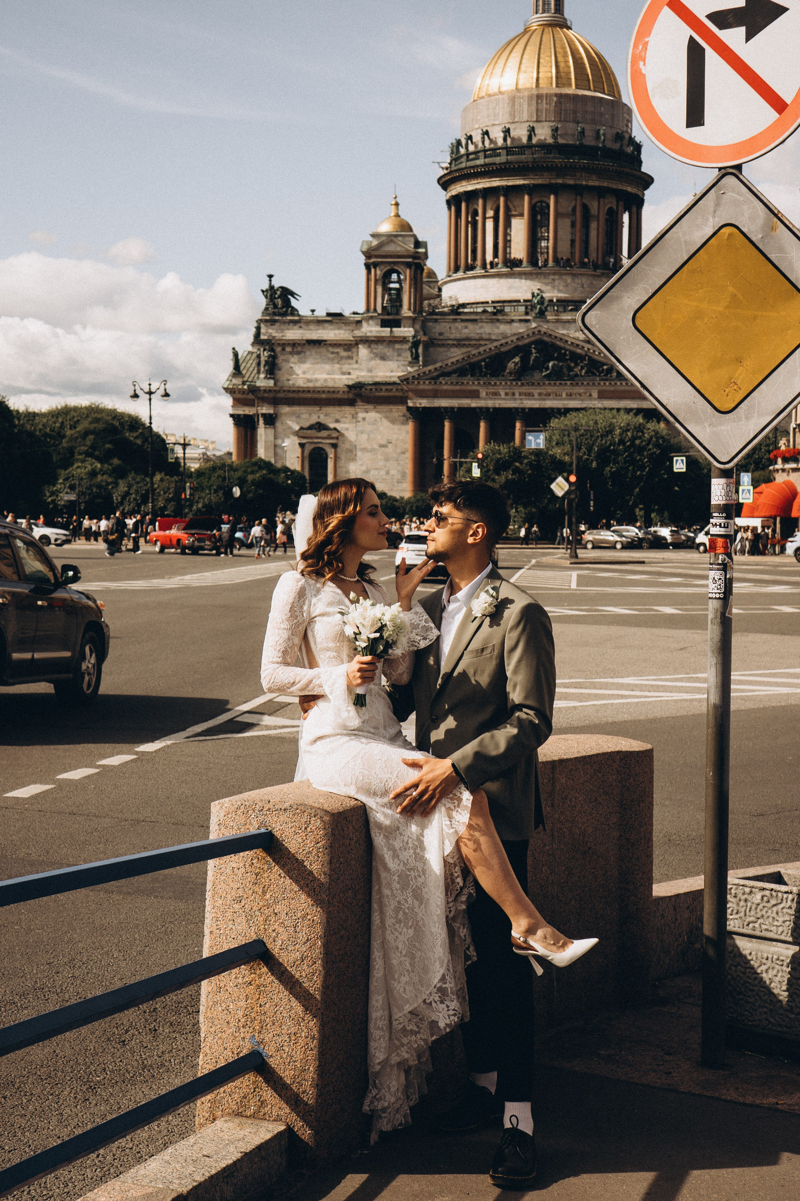 СВАДЕБНАЯ ПРОГУЛКА ВОЗЕ ИСАИКЕВСКОГО СОБОРА АСТОРИИ И ЗАКОНОДАЛЕТНОГО СОБРАНИЯ. Профессиональный фотограф, Санкт-Петербург — Виктория Богомолова