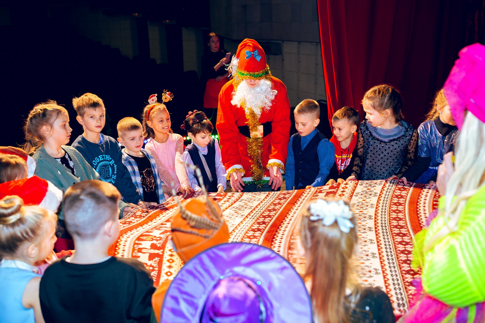 Новогодний детский утренник. Андрей Кровлин — фотограф в Славянке