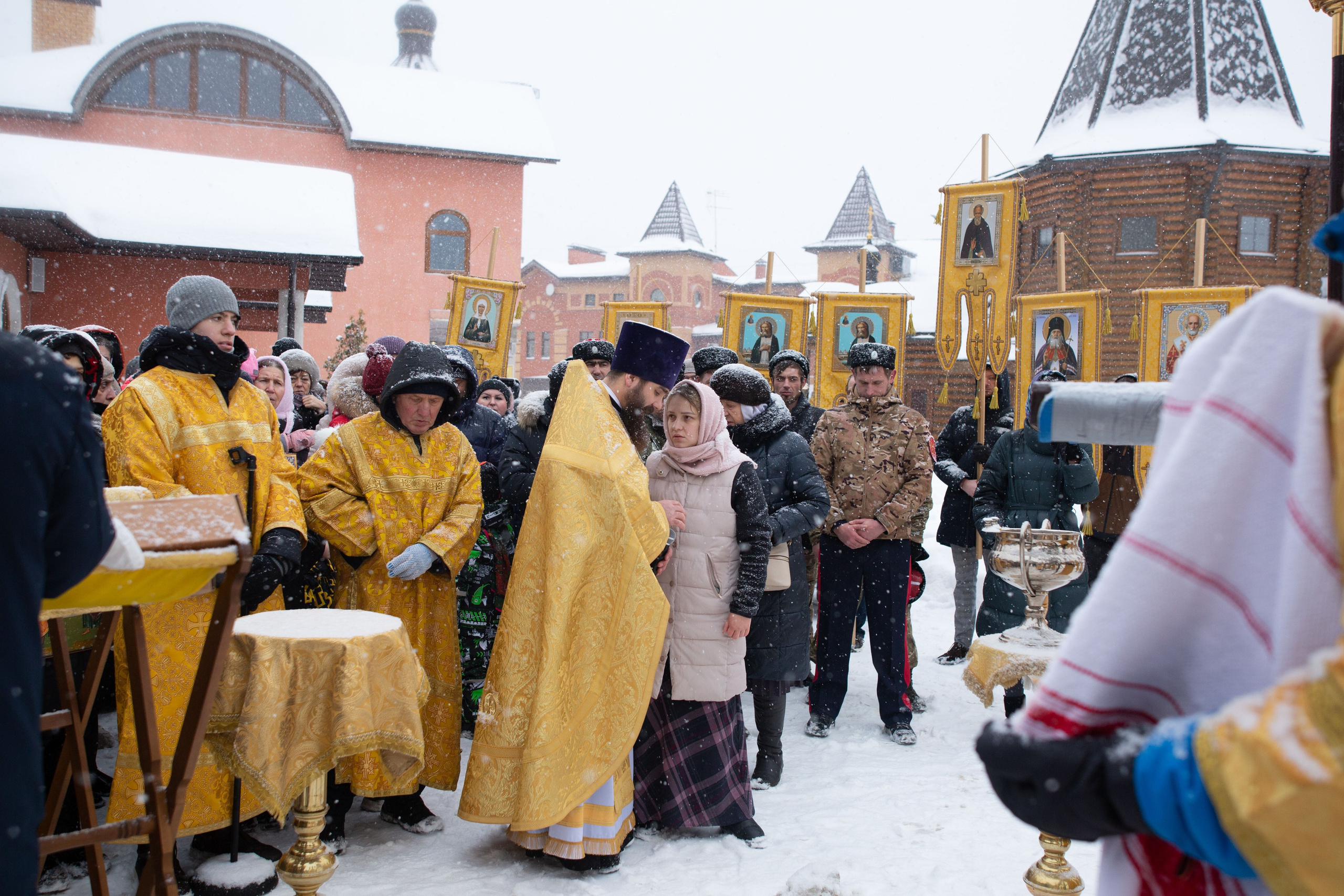 Крестный ход по д. Островцы Раменского городского округа. Семейный и детский фотограф Анна Петракова