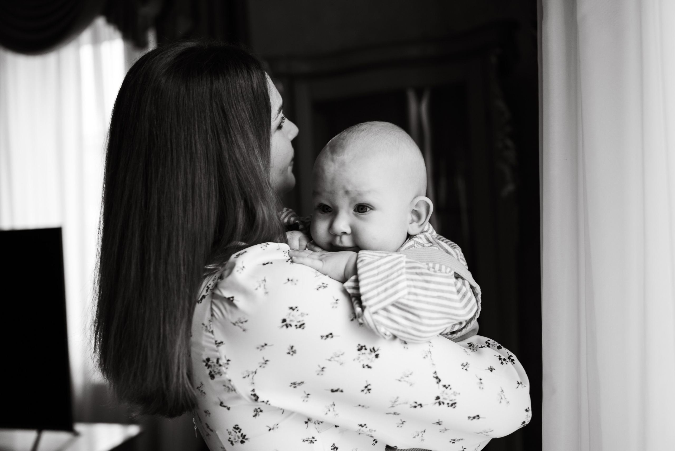 Загородная фотосессия 6 месяцев малышу. Фотограф Ксения Огородова портфолио