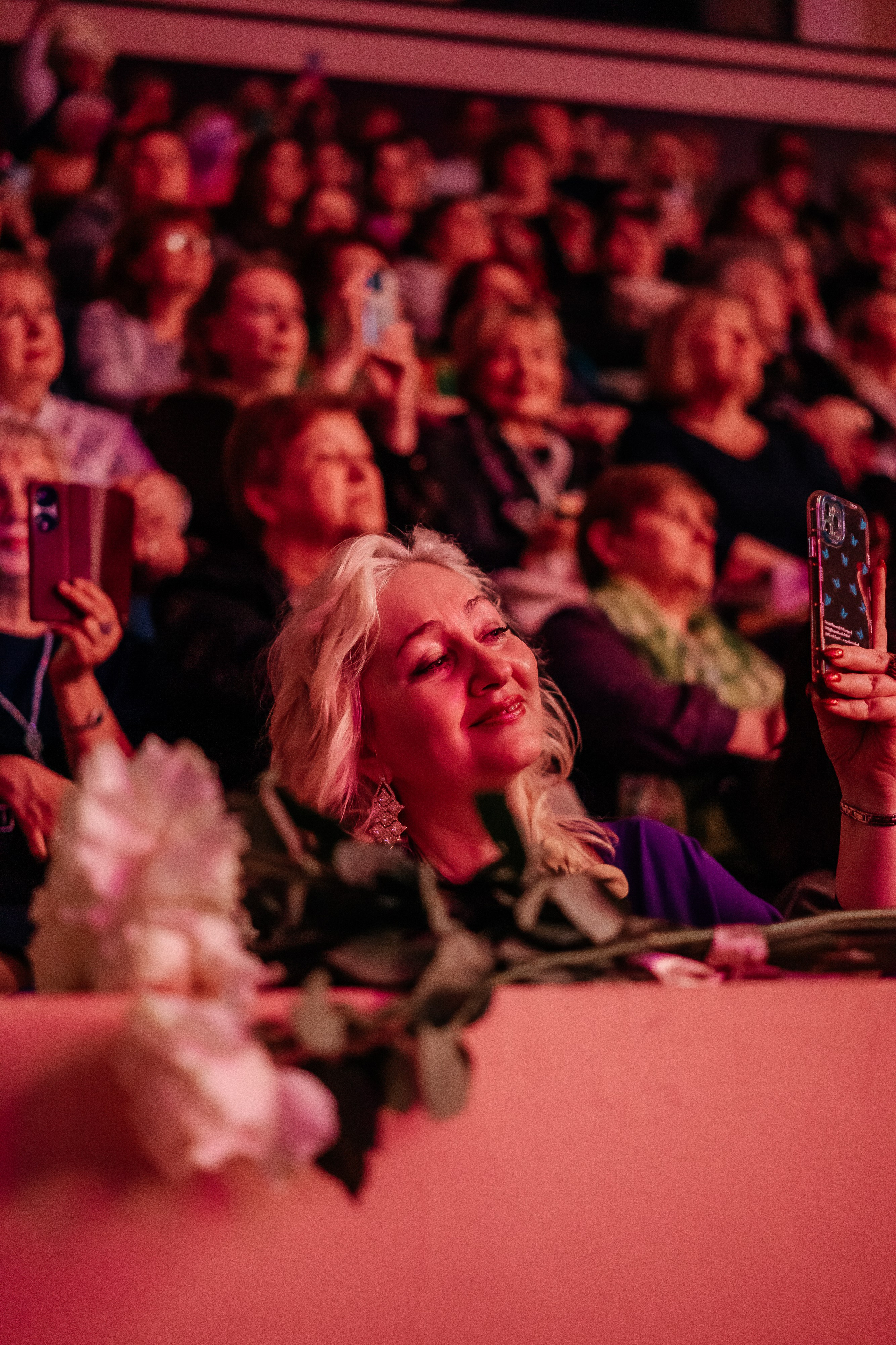 Концерт Надежды Кадышевой в Смоленске. Фотограф и видеограф Смоленск | Студия Цезарь