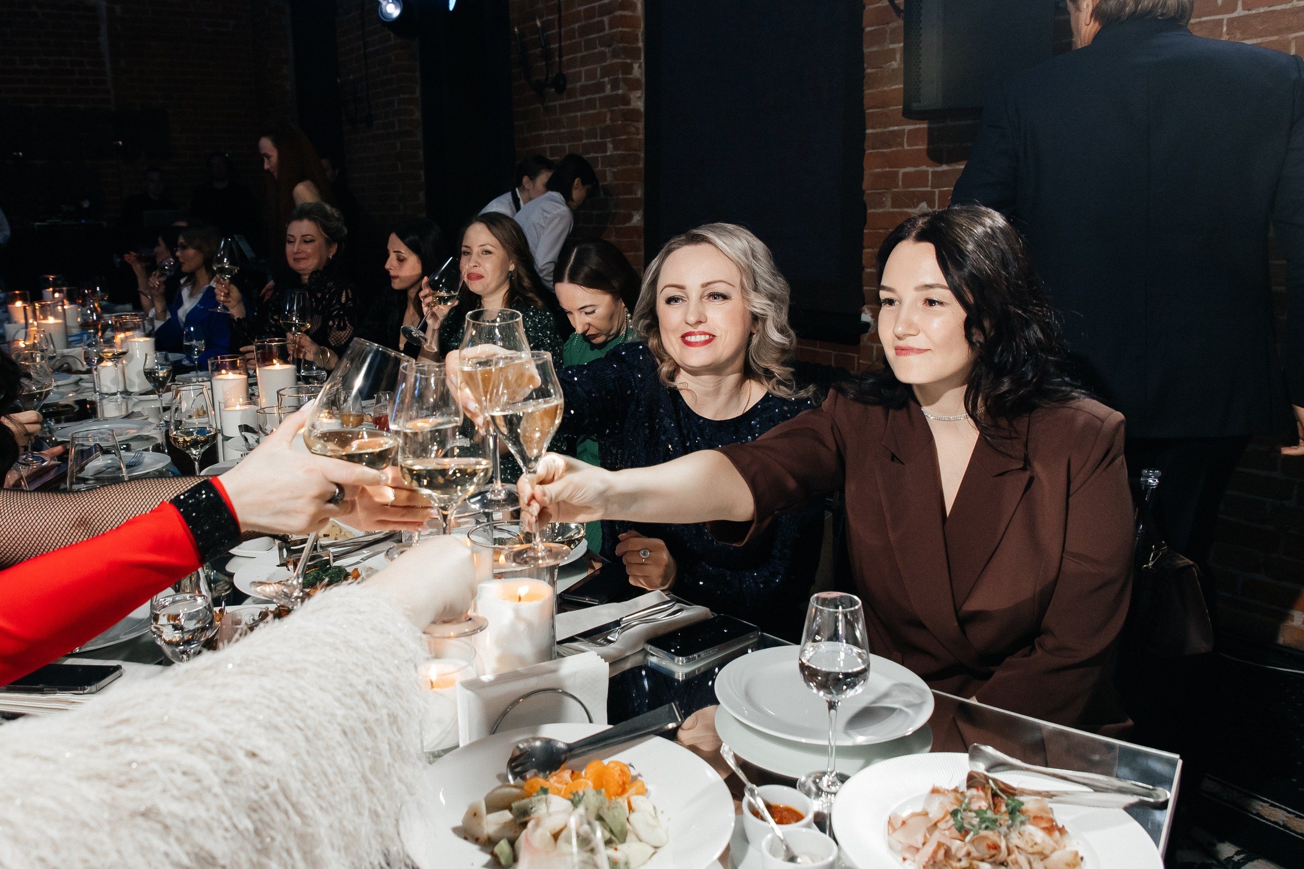 Корпоратив компании Декорация. Свадебный и репортажный фотограф в Новосибирске Федор Гладков