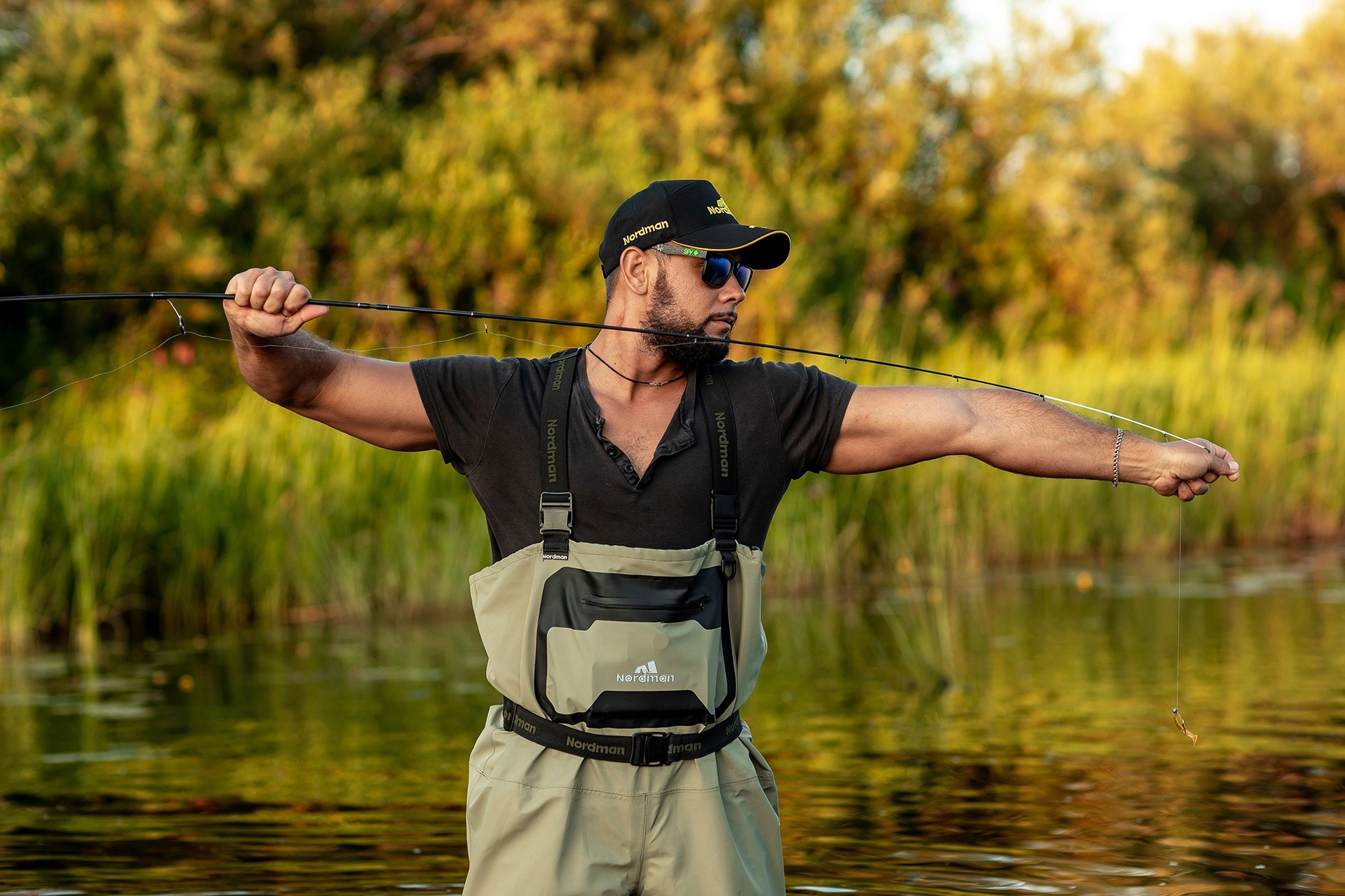 Съёмки для маркетплейсов. Фотограф Александр Калинин