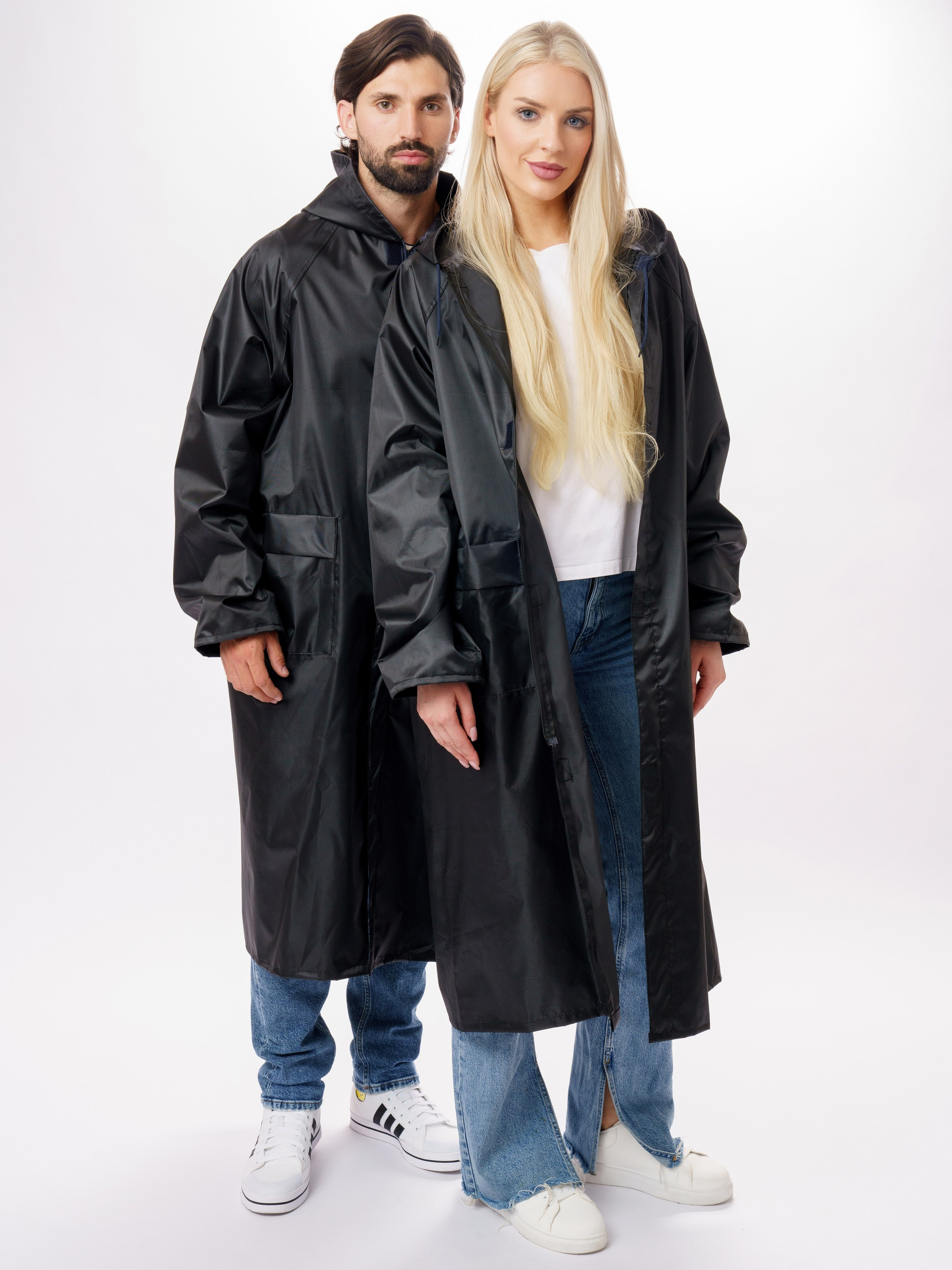 Дождевики, парная съемка. KED Production — продакшн из СПб. Создаём фото, видео и контент, который помогает брендам и селлерам продавать больше