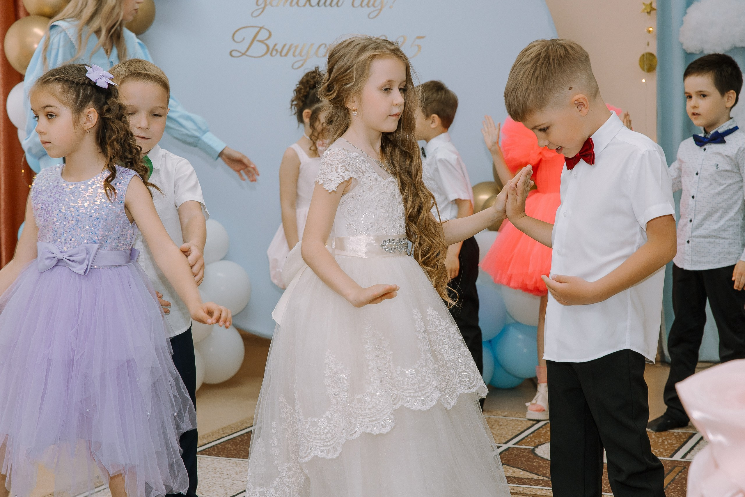 Выпускной в ДС -29. Выпускные альбомы Натальи Бутко: Новороссийск, Анапа, Геленджик