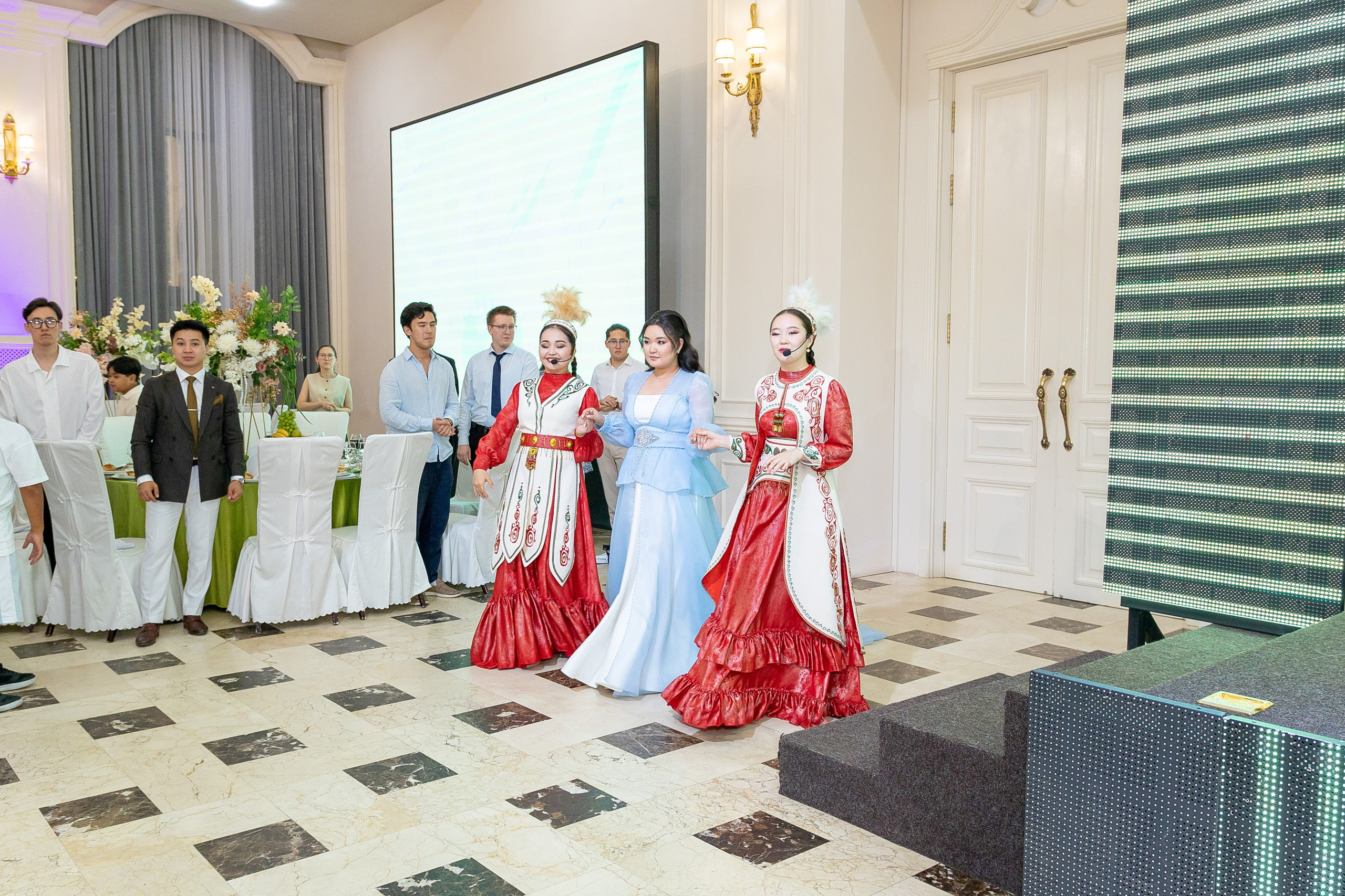 Свадебный банкет. Фото и видеосъемка в Алматы