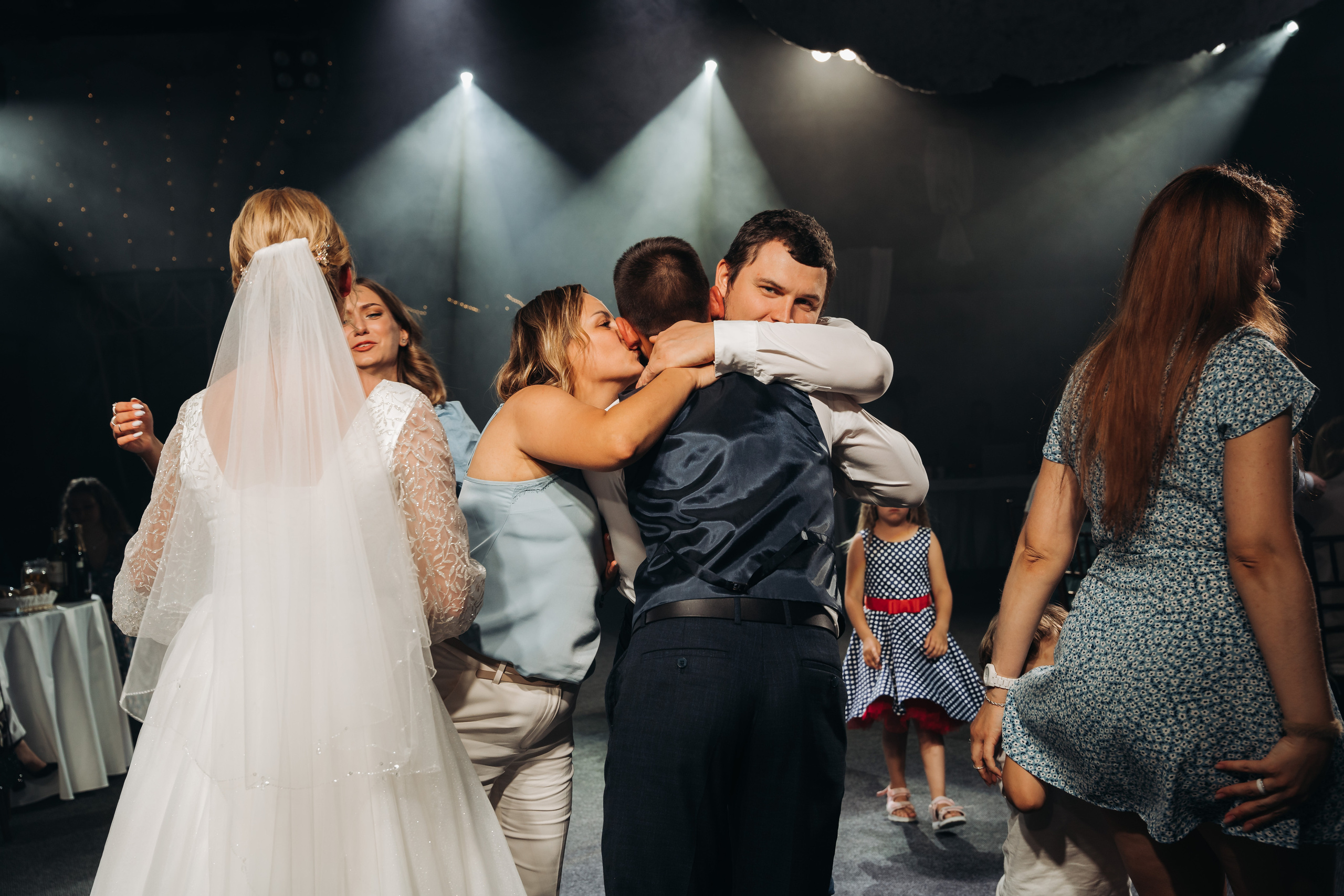Irina & Boris (выездная регистрация и банкет). Свадебный фотограф в Санкт-Петербурге Якутович Екатерина