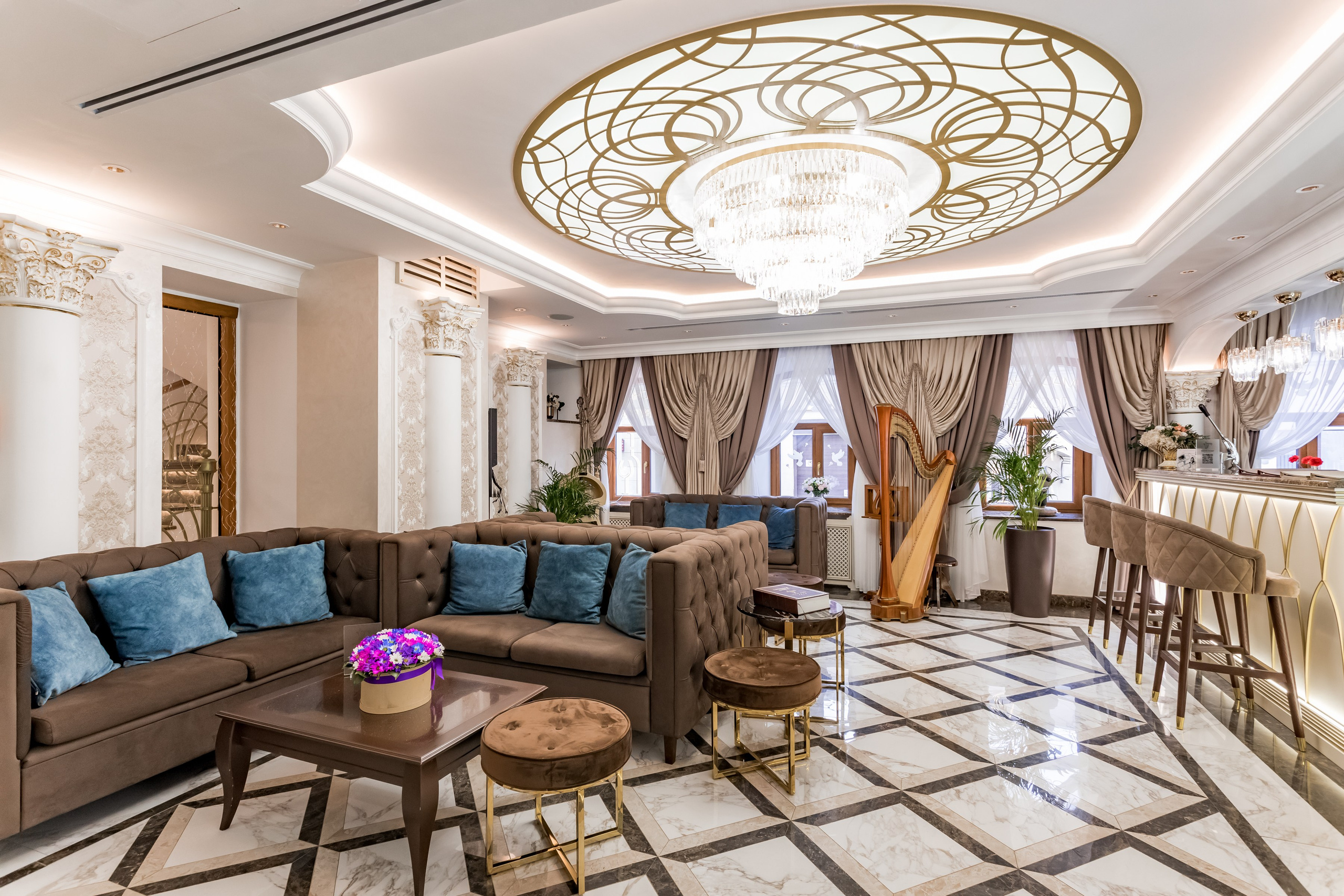 Фотосъемка для ресторана Волшебная арфа. Интерьеры, Контент, Портреты | Фотограф в Москве Дани Терно