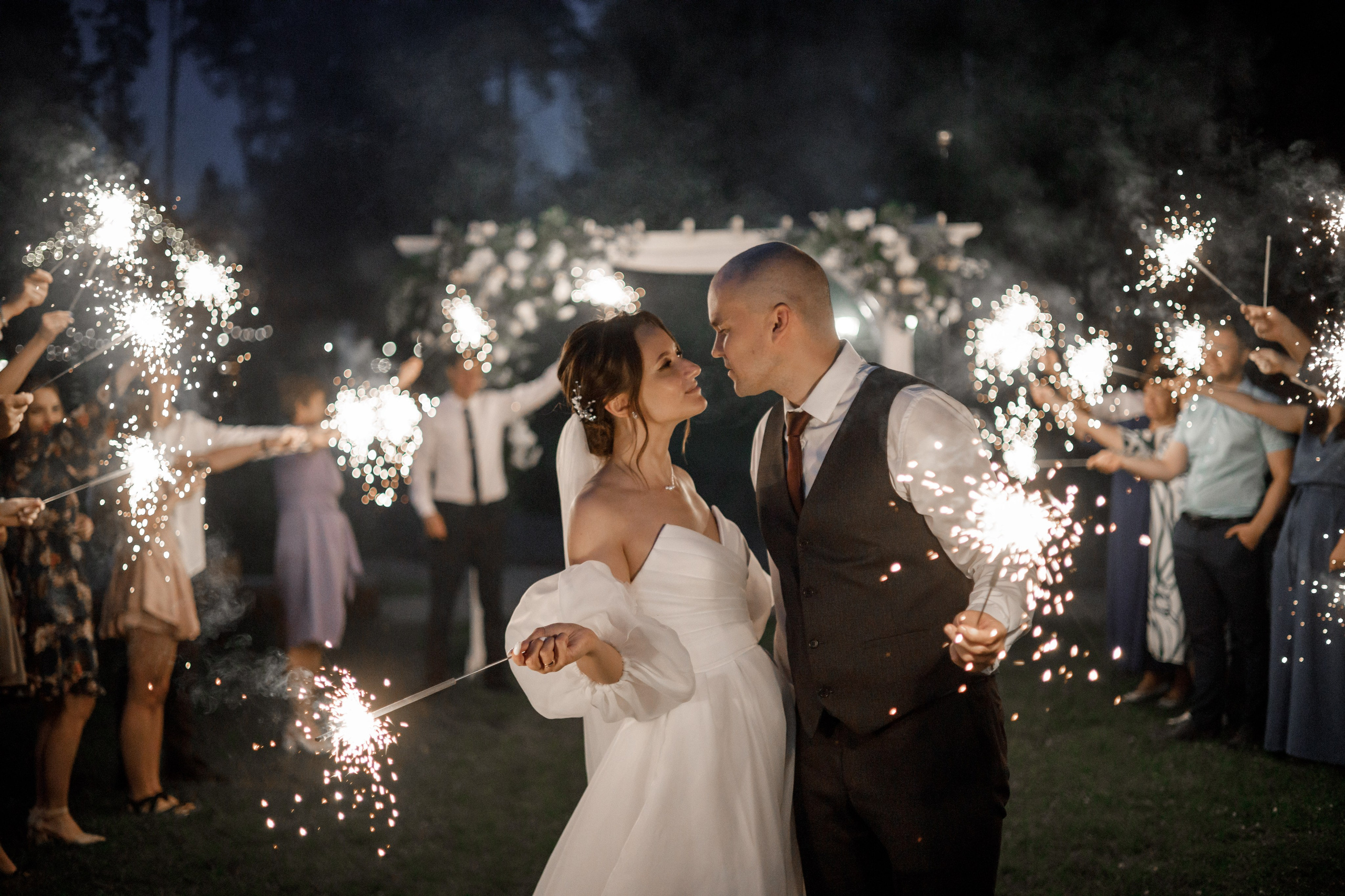 Полина и Дмитрий, загородный клуб «Барин», ЗАГС в г. Пушкино. Свадебный и репортажный фотограф (Москва, Королев и другие)