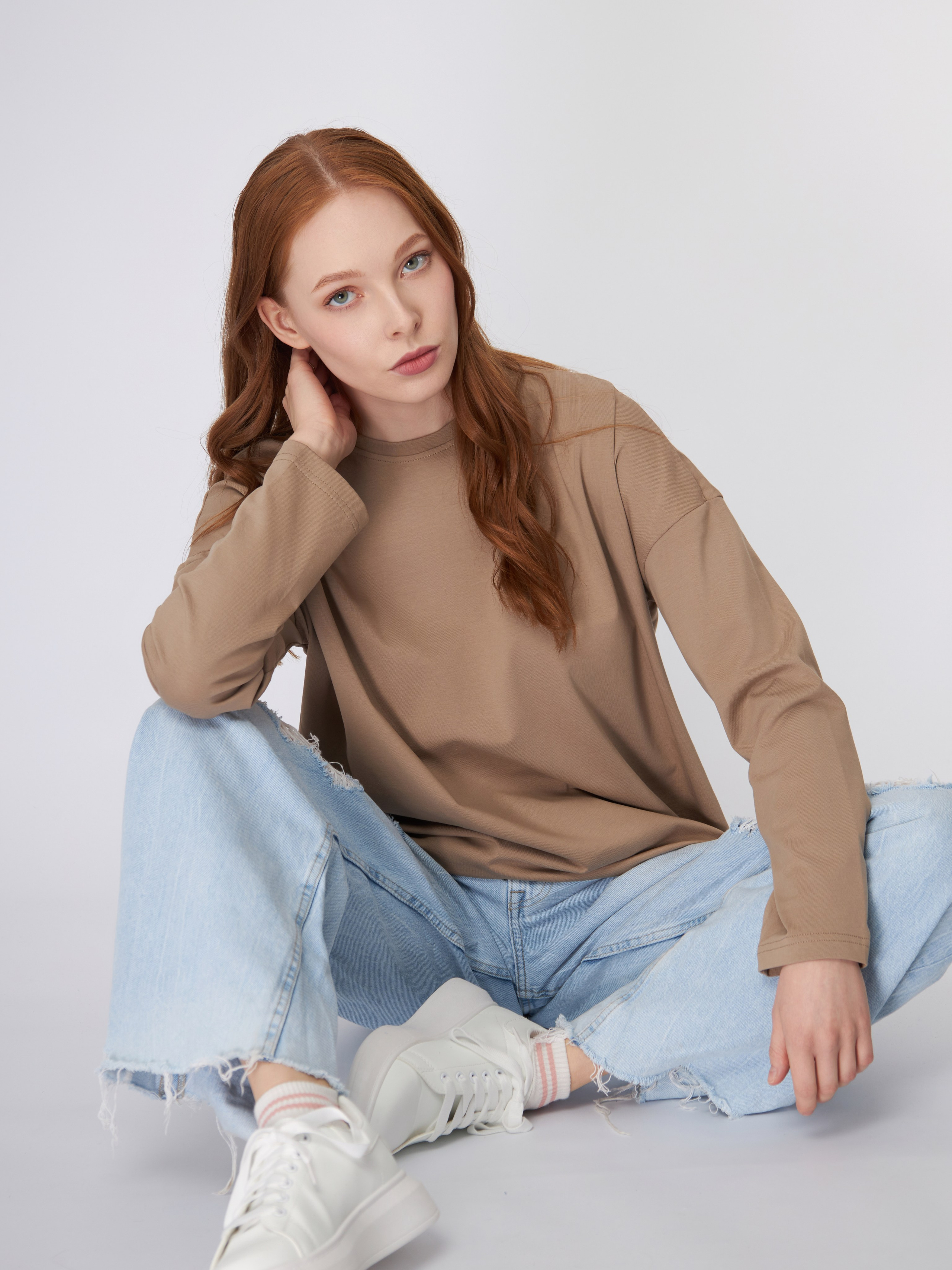 Маргарита, 40-42 р-р, 171 см. KED Production — продакшн из СПб. Создаём фото, видео и контент, который помогает брендам и селлерам продавать больше