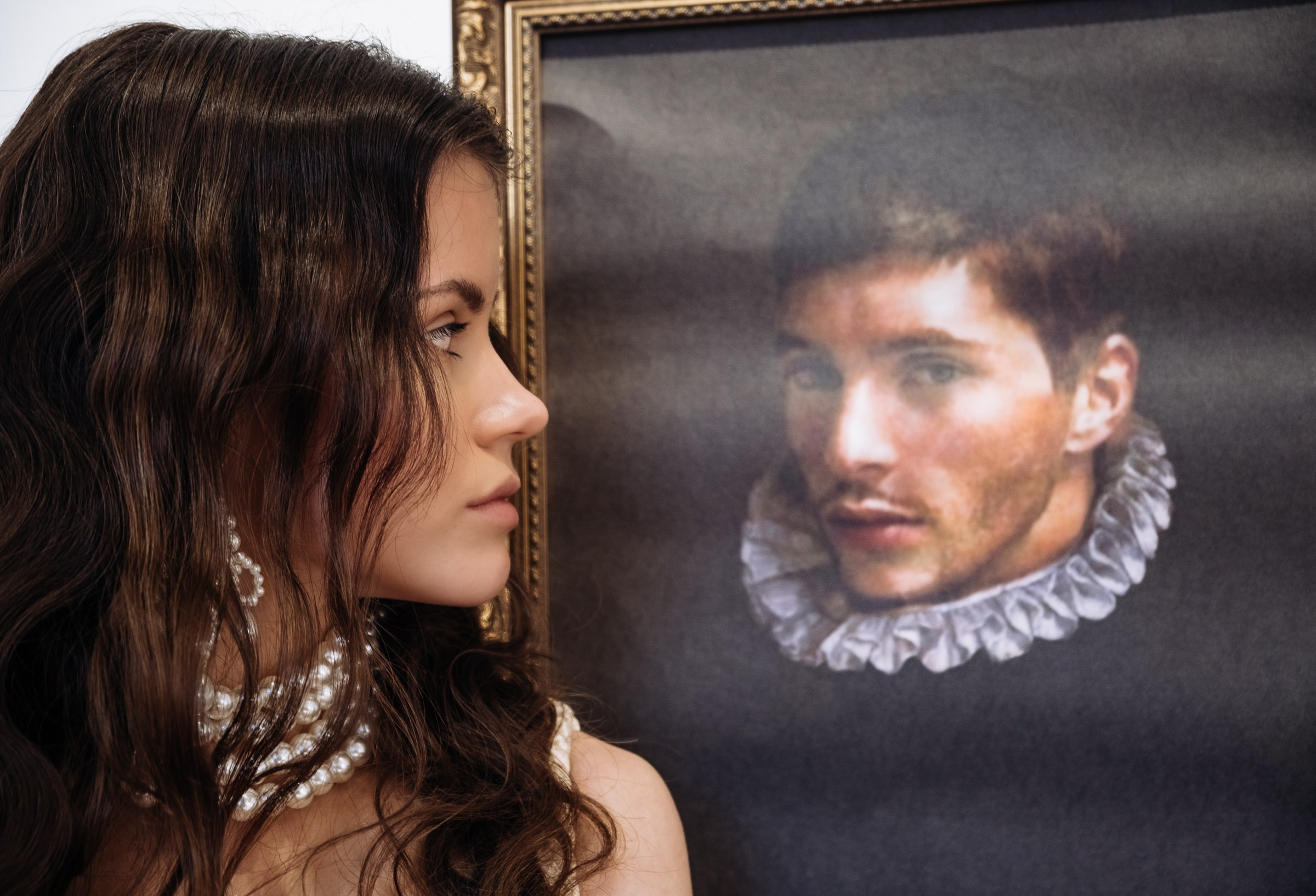 Музей. Невеста