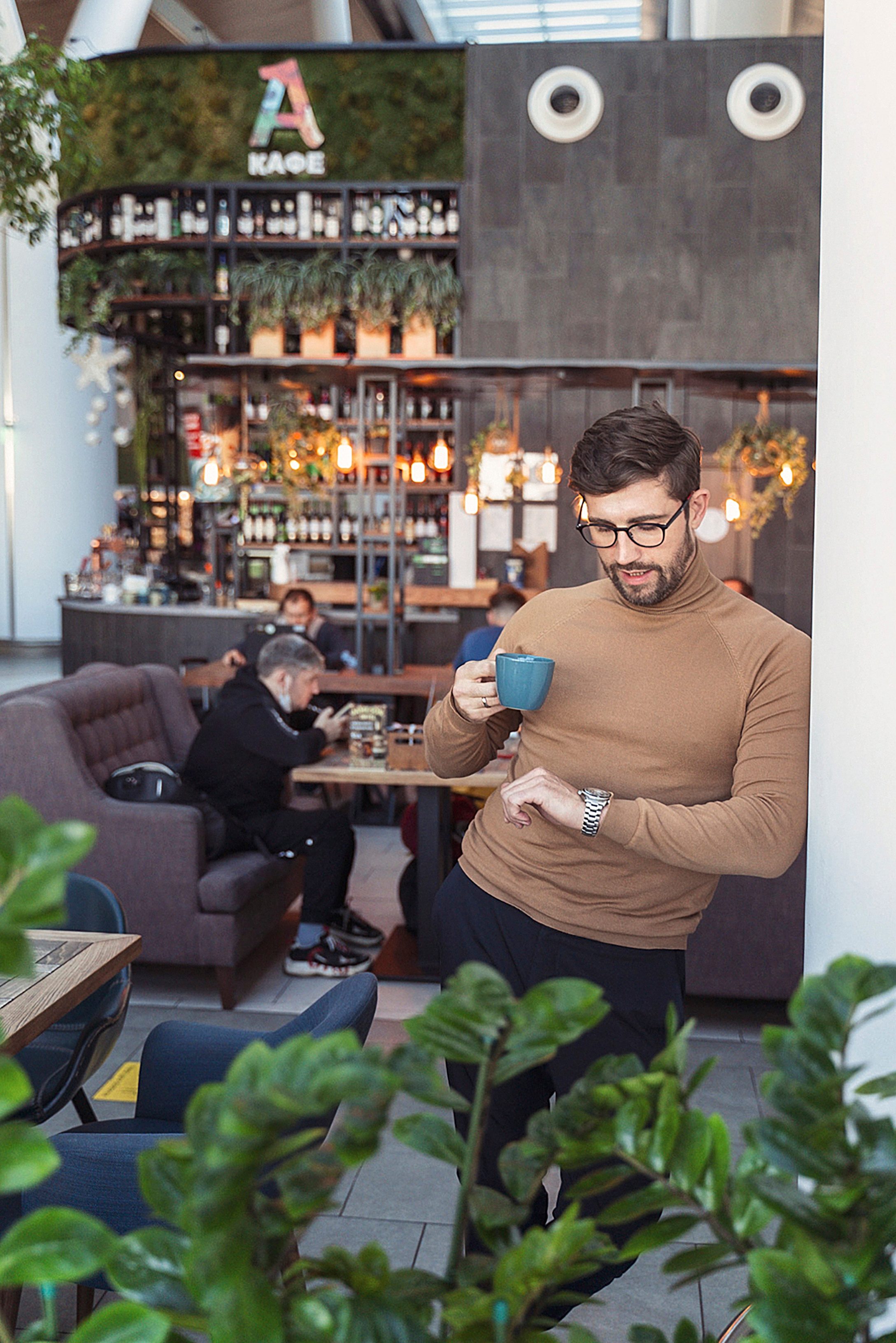 Реклама для кофейни аэропорт «Платов» (1 съемка, 3 часа). Контент-фотограф Романова Светлана Ростов-на-Дону