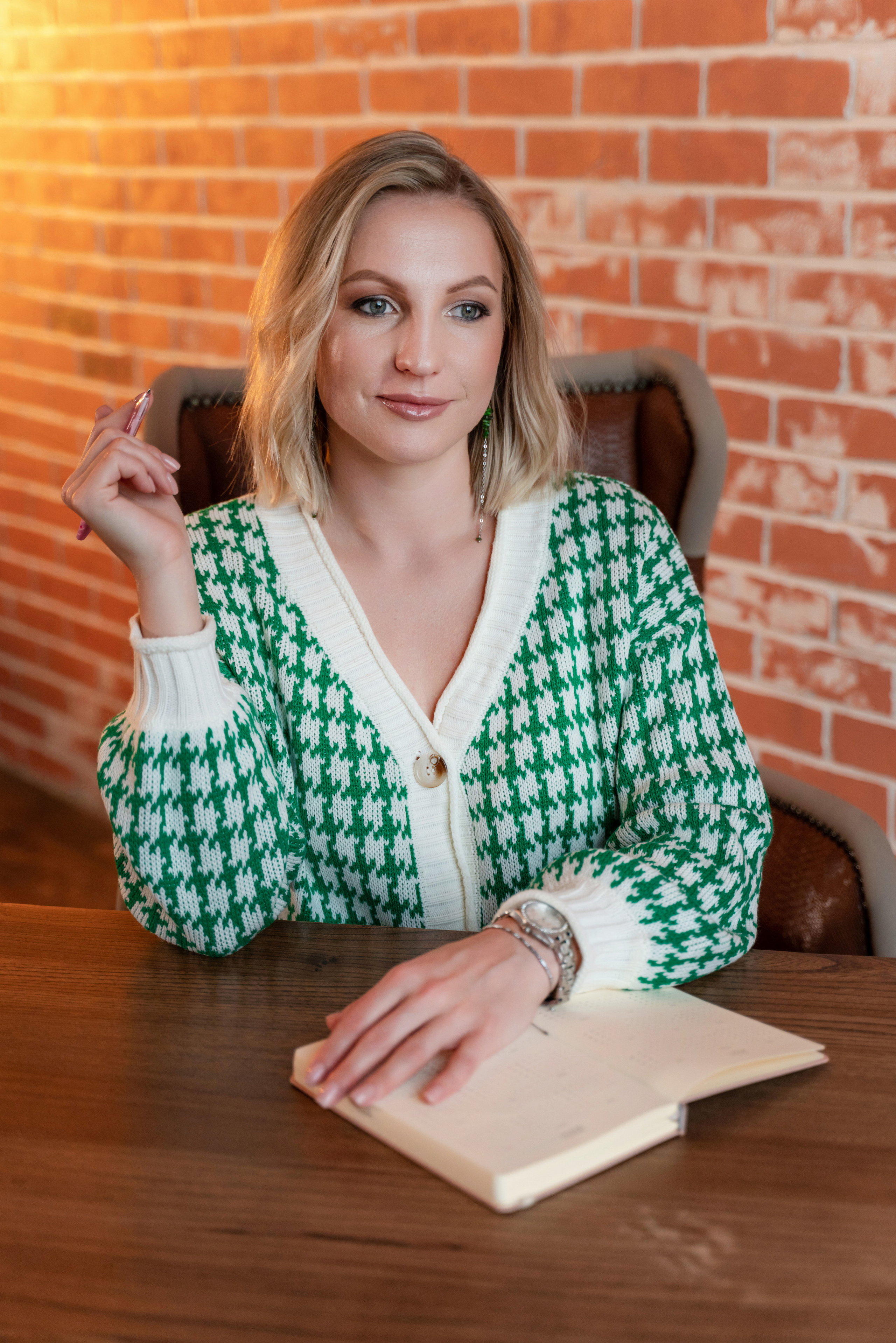 Эксперт самопрезентации Юлия Кирсанова (1 съемка, 2 часа, 9 образов). Контент-фотограф Романова Светлана Ростов-на-Дону