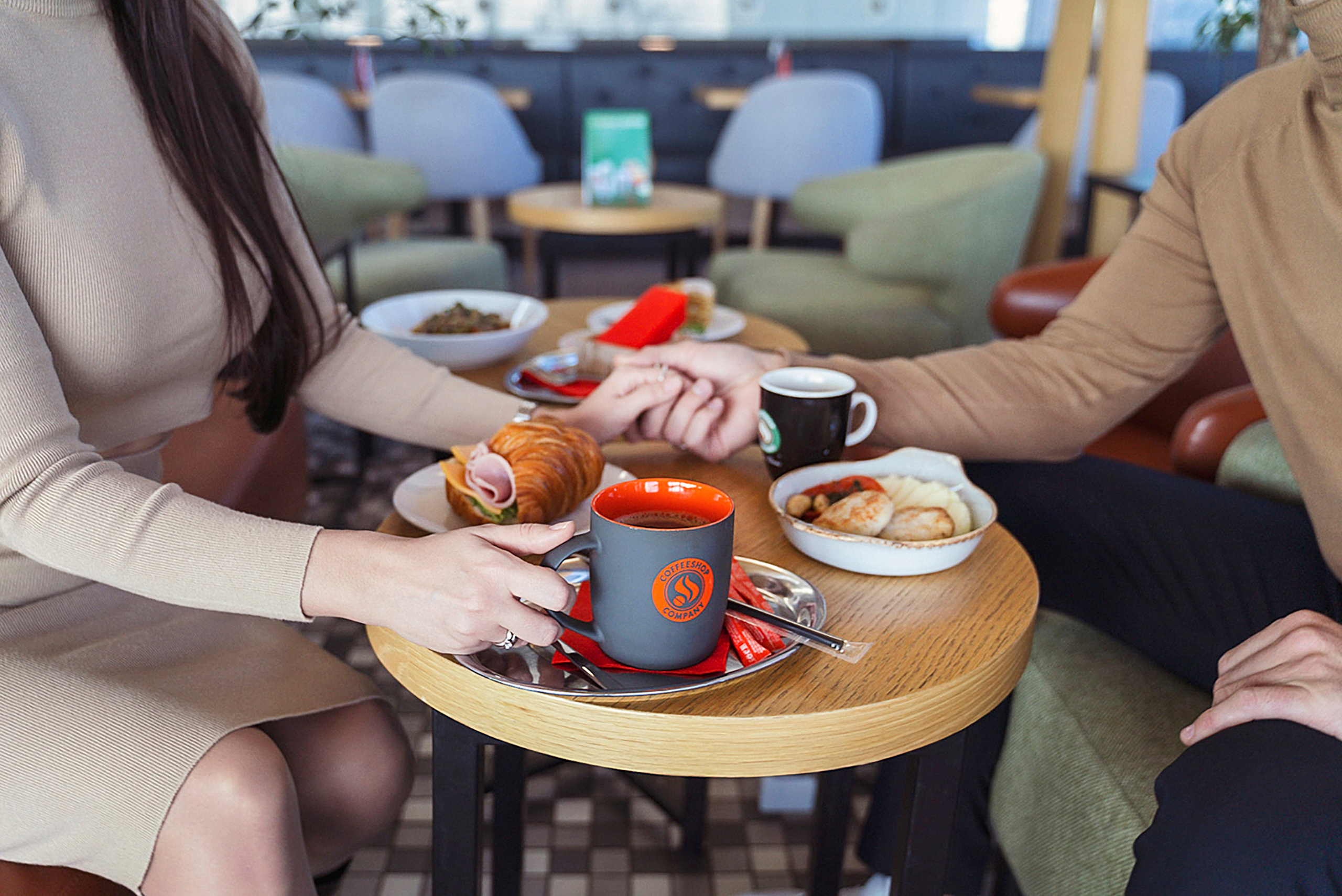 Реклама для кофейни аэропорт «Платов» (1 съемка, 3 часа). Контент-фотограф Романова Светлана Ростов-на-Дону