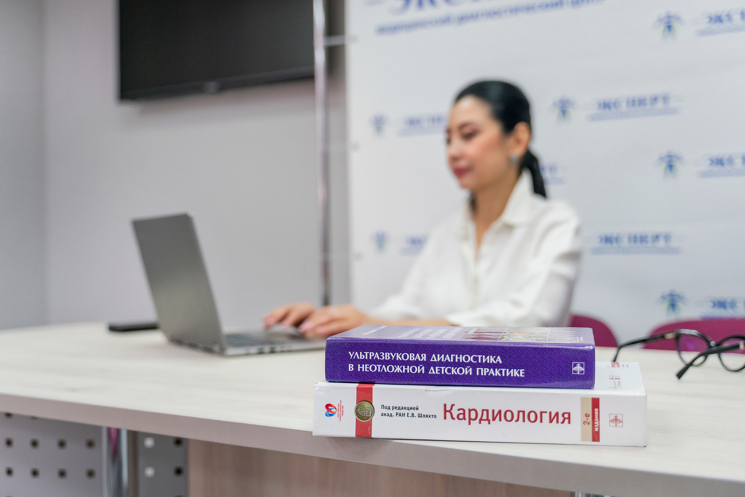 Руководитель клиники Наталья Можаева (1 съемка, 2 часа, 6 образов). Контент-фотограф Романова Светлана Ростов-на-Дону