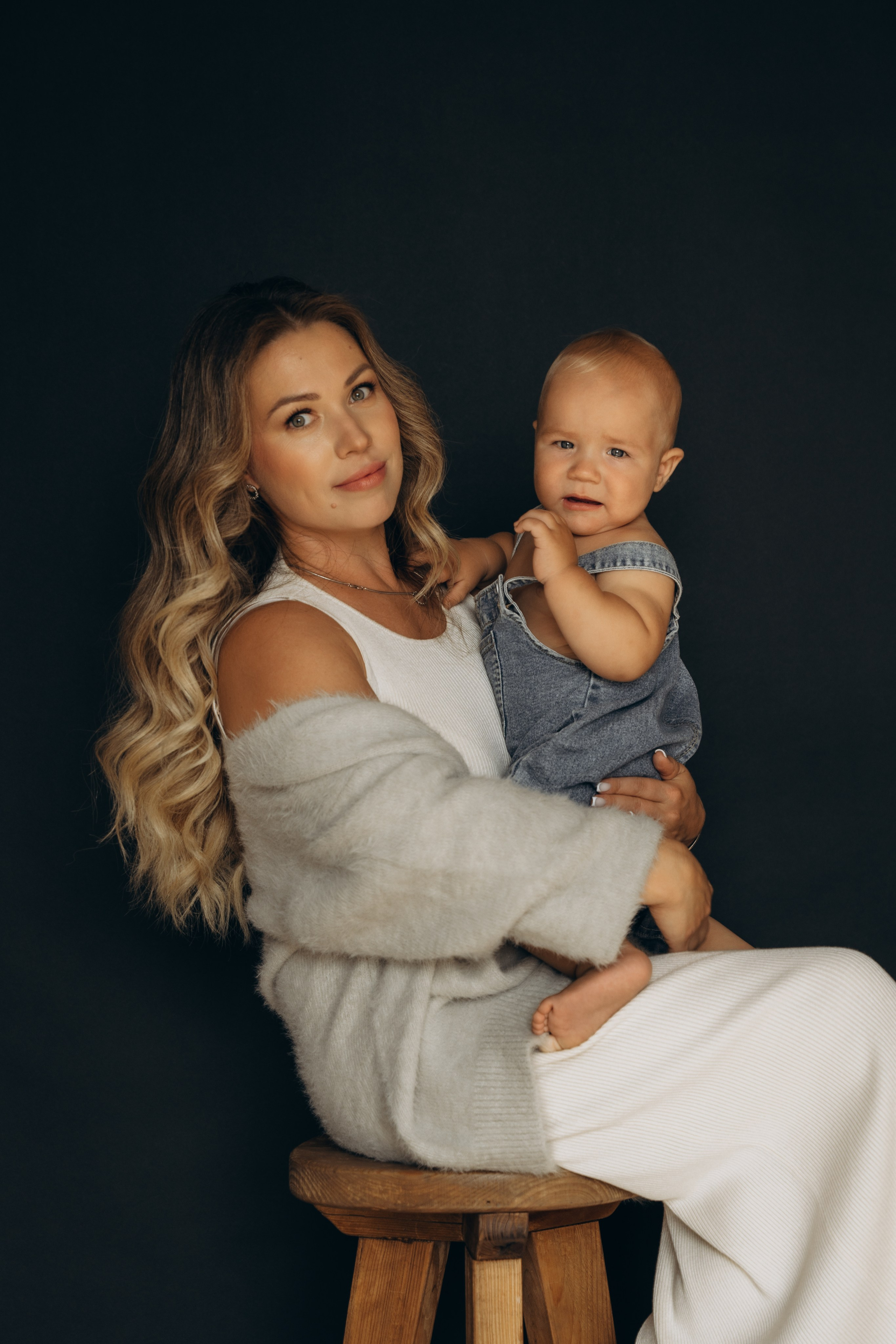 Мама и сыночек. Семейный фотограф Москва. Фотограф беременности и материнства Москва