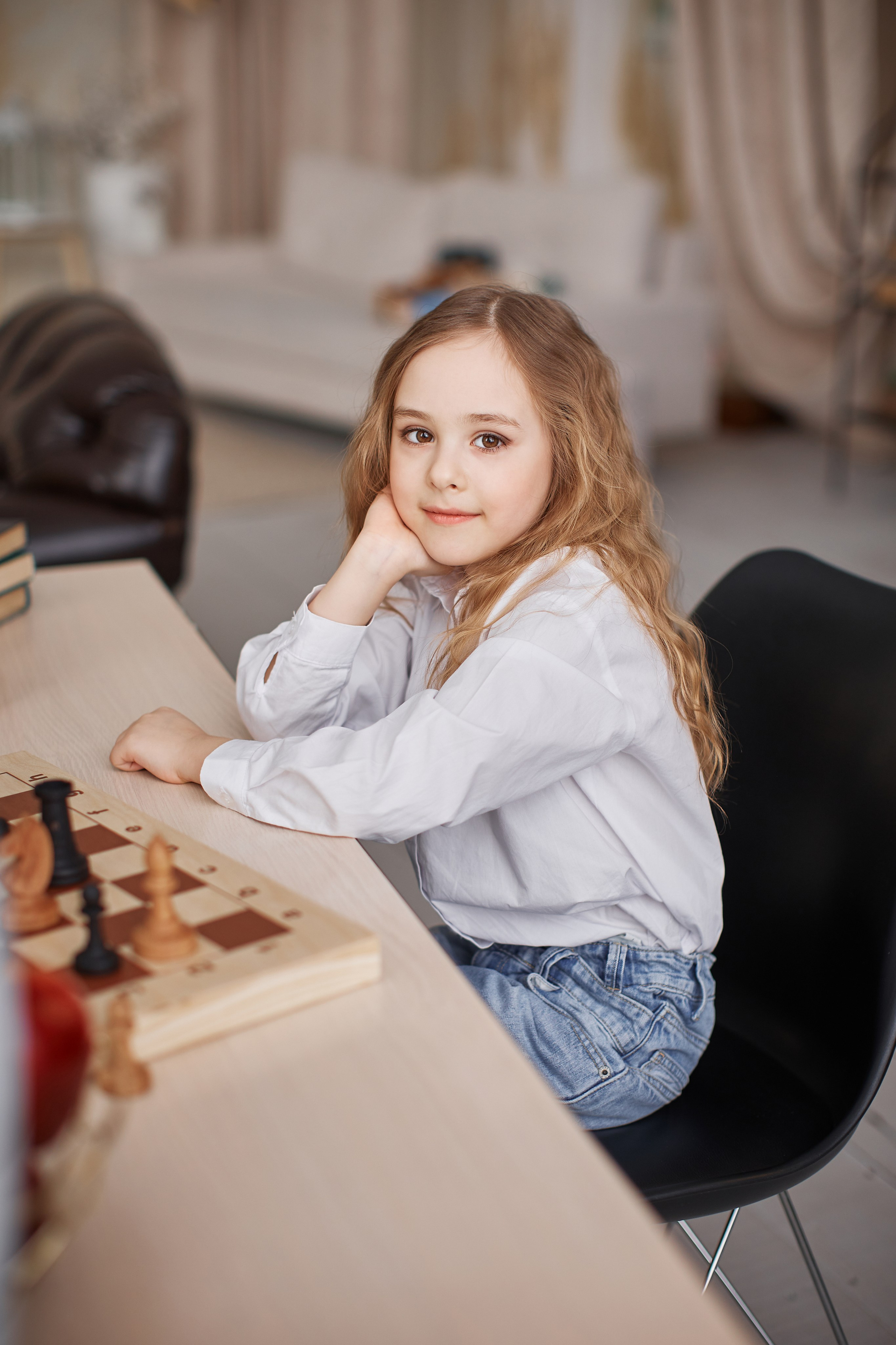 Портреты. Выпускные альбомы в городе Курган для всех