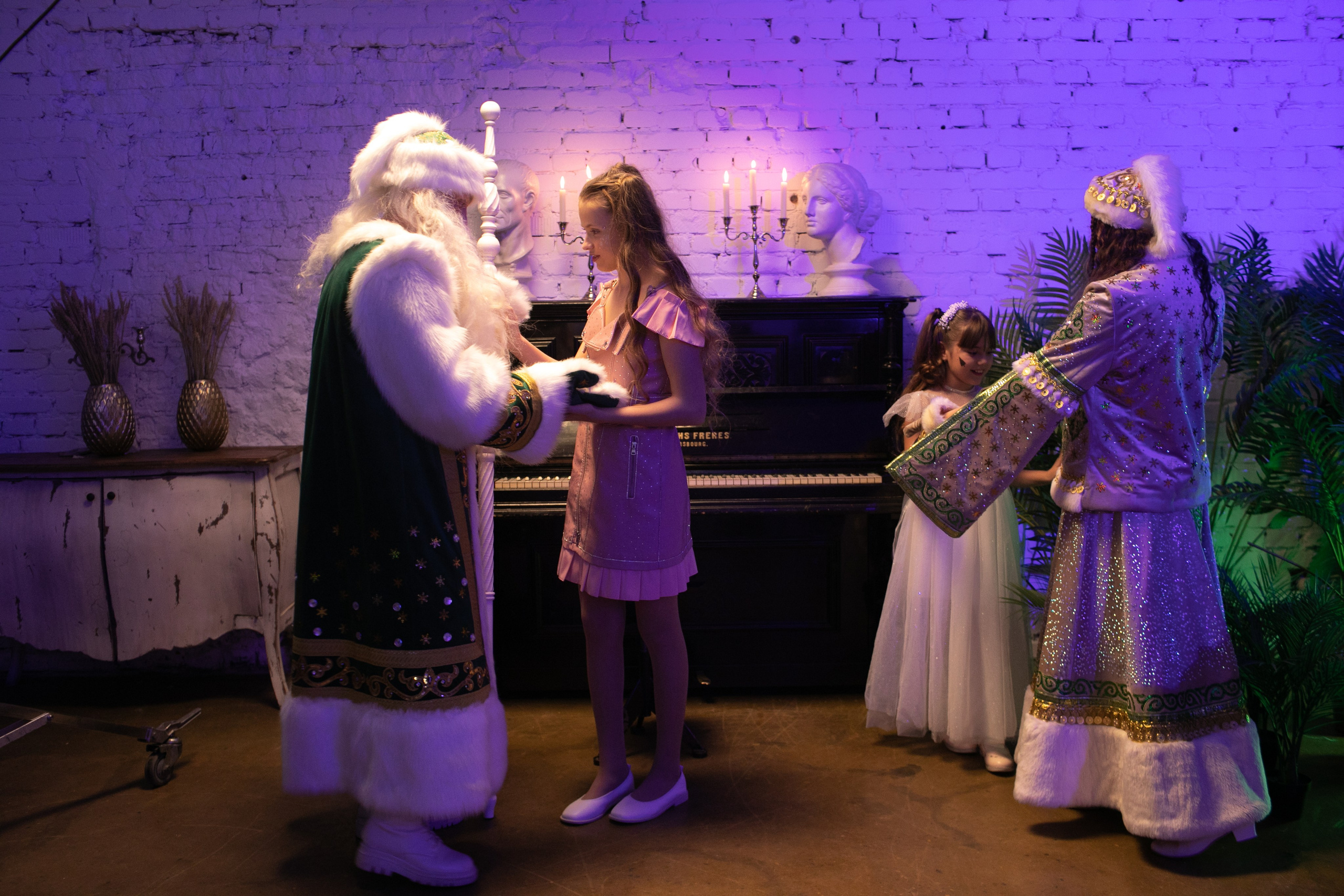 Клип Анны Калашниковой «Новый год» 2024. Art photographer Nino