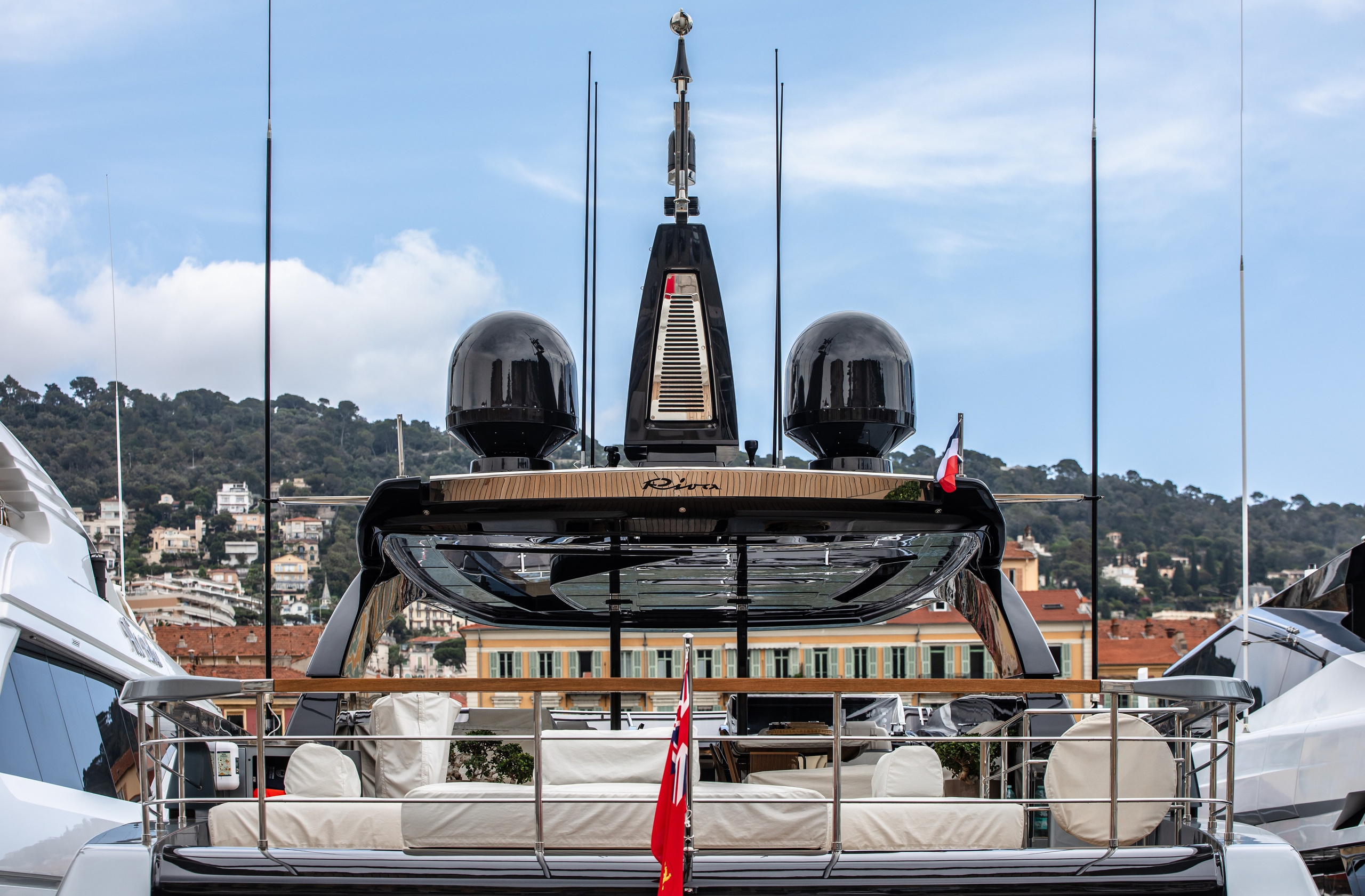 TRAVEL&NATURE. NE Cinema — backstage and reportage photography in cinema, music, Automotive and sport