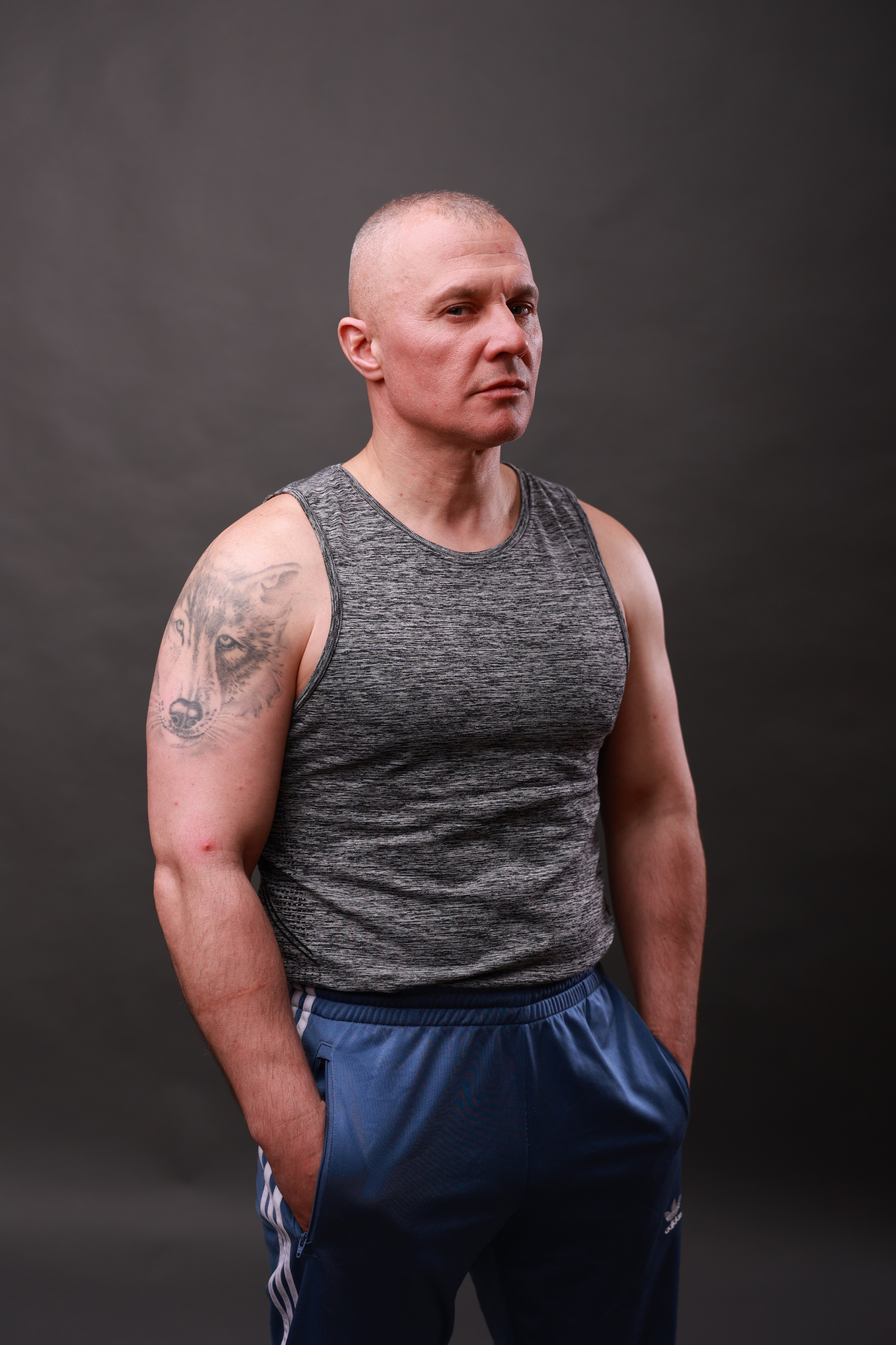 Студийная съёмка. Денис Волк актёр / модель