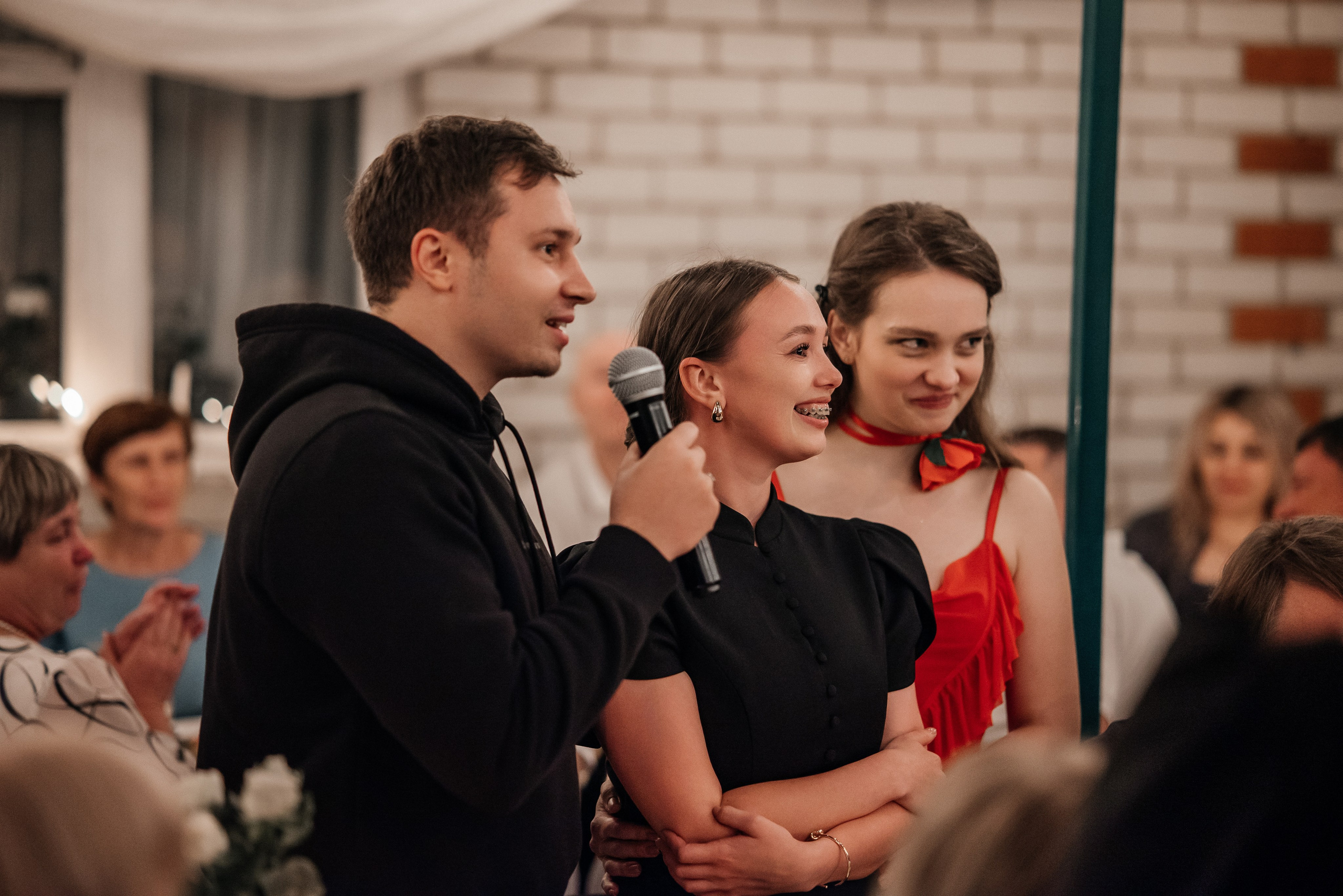 «Свадьба Даши и Артема». Школьный фотограф в Валуйках. Фотосессии для выпускников и изготовление выпускных альбомов в городе Валуйки и в Белгородской области