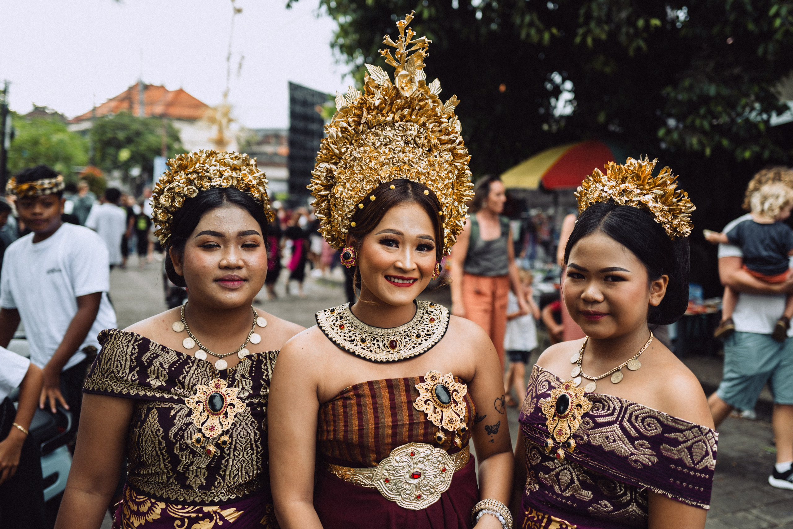 Street. Если ты на Земле — звони