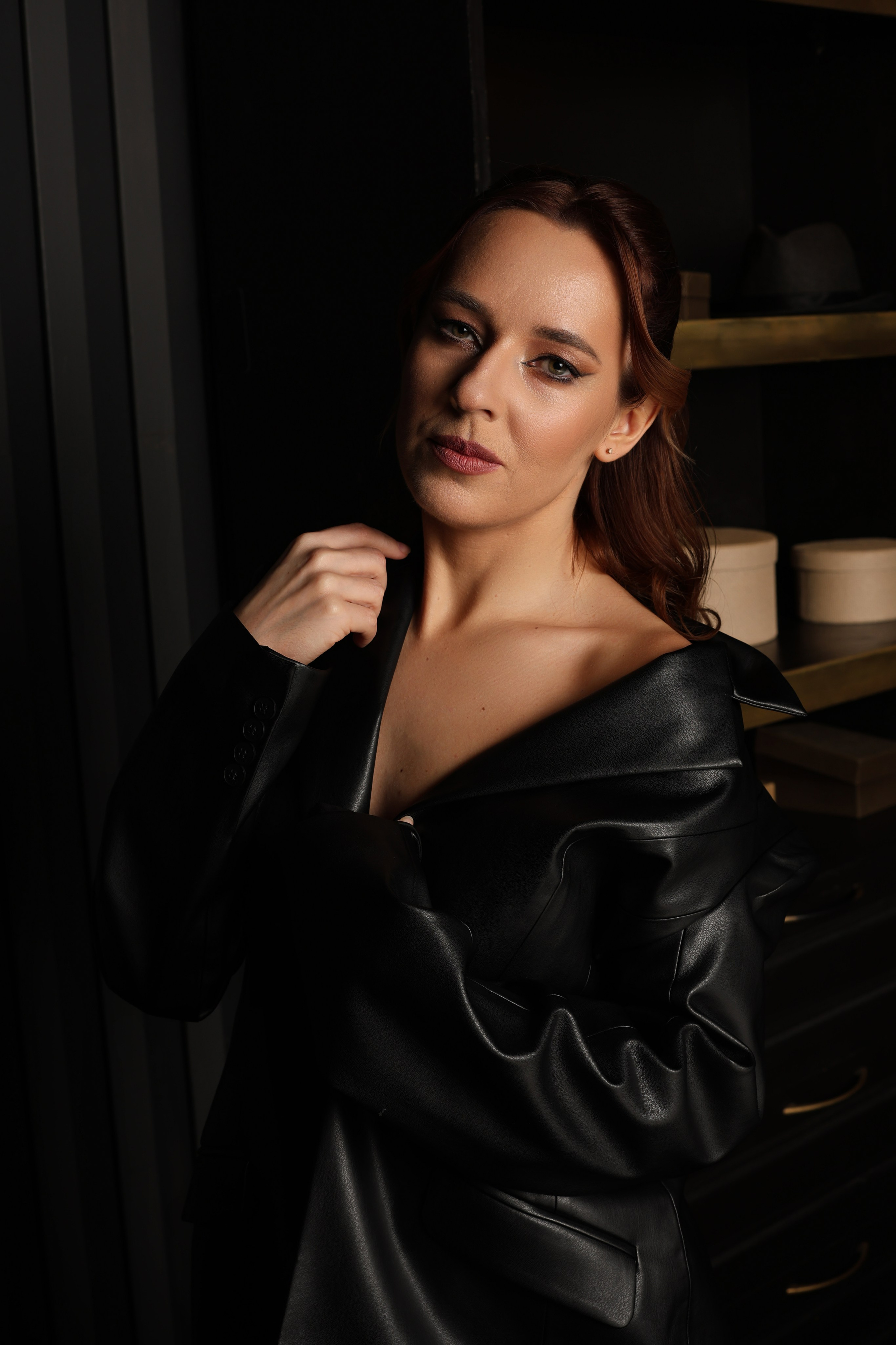 Портретная фотосессия для девушки- красота, стиль, индивидуальность