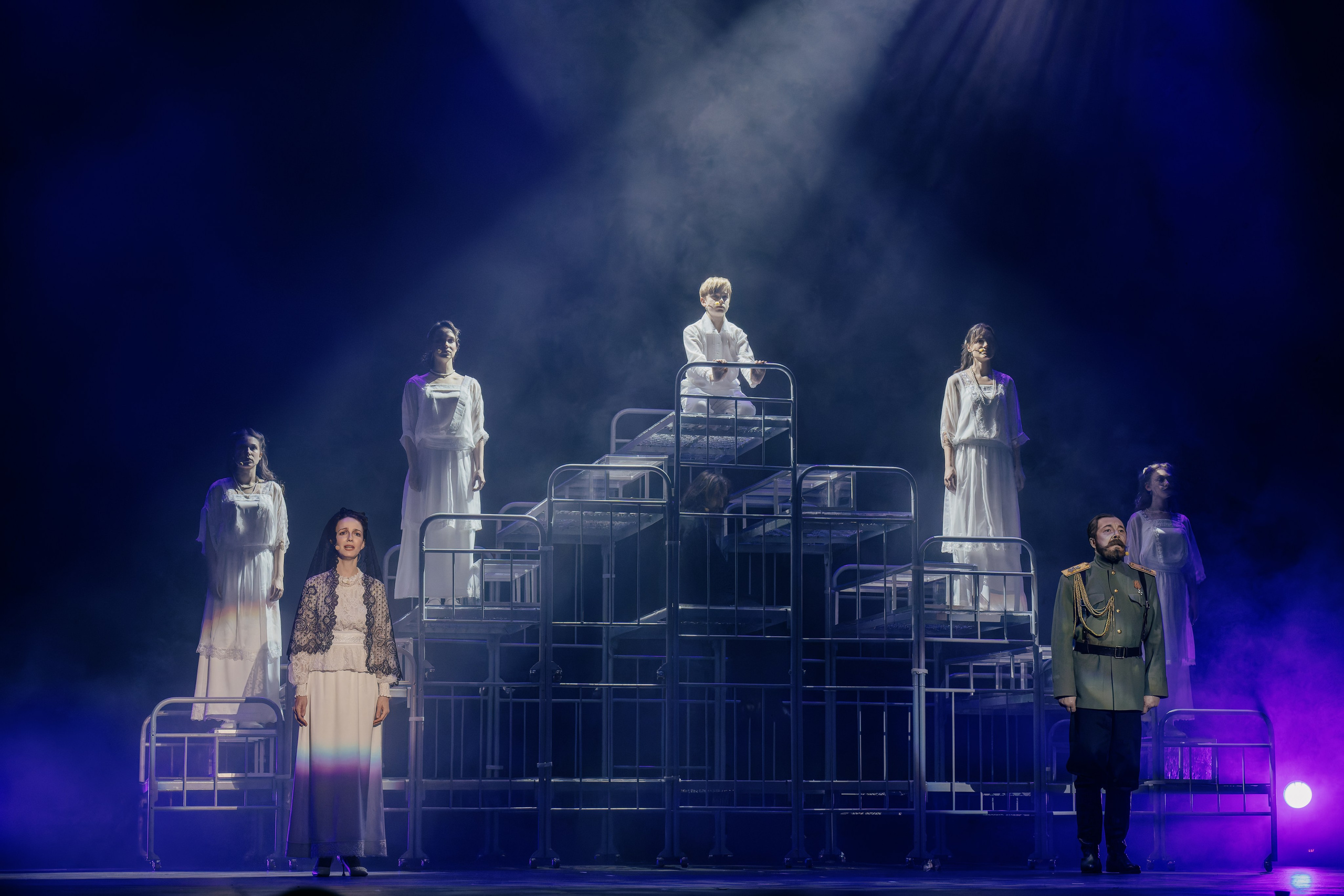 Театр Александра Рагулина: Последний Романовъ. Сайт фотографа Сергея Абрамова