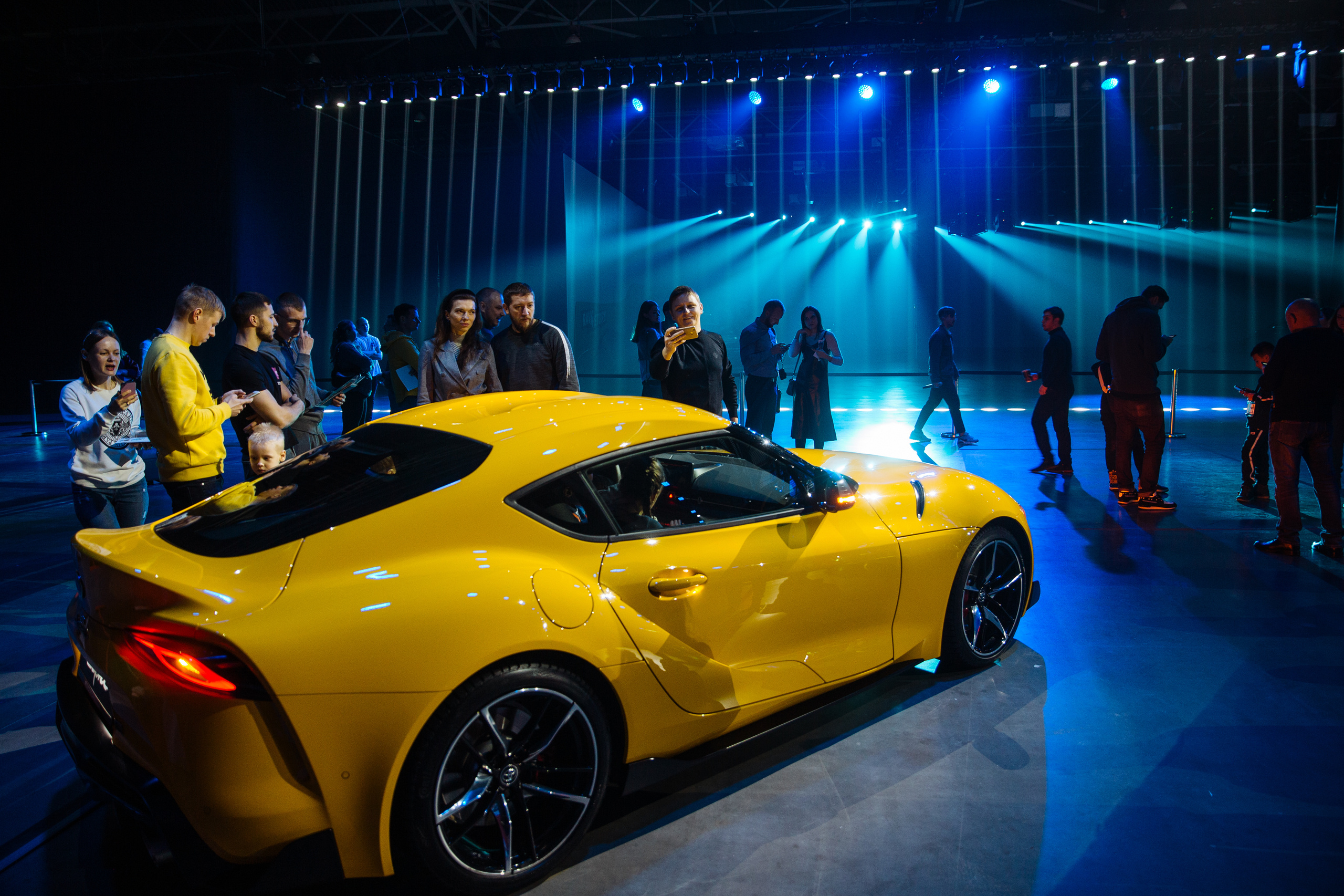 TOYOTA RAV 4. Портфолио свадебного фотографа. Роман Каргаполов