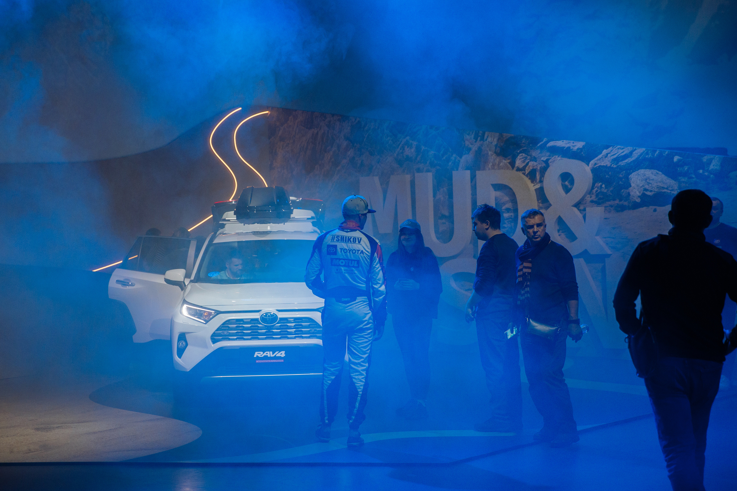 TOYOTA RAV 4. Портфолио свадебного фотографа. Роман Каргаполов