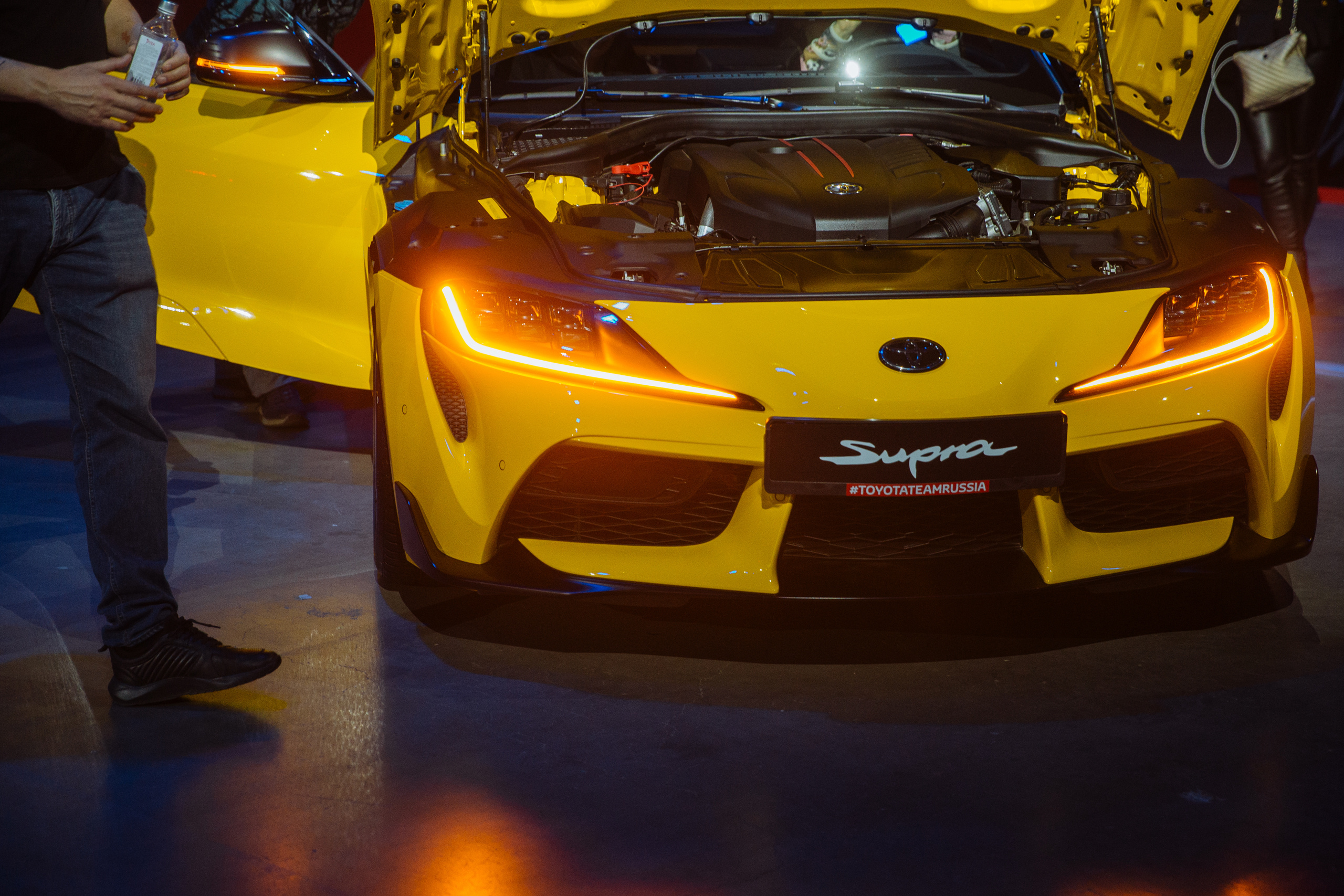 TOYOTA RAV 4. Портфолио свадебного фотографа. Роман Каргаполов