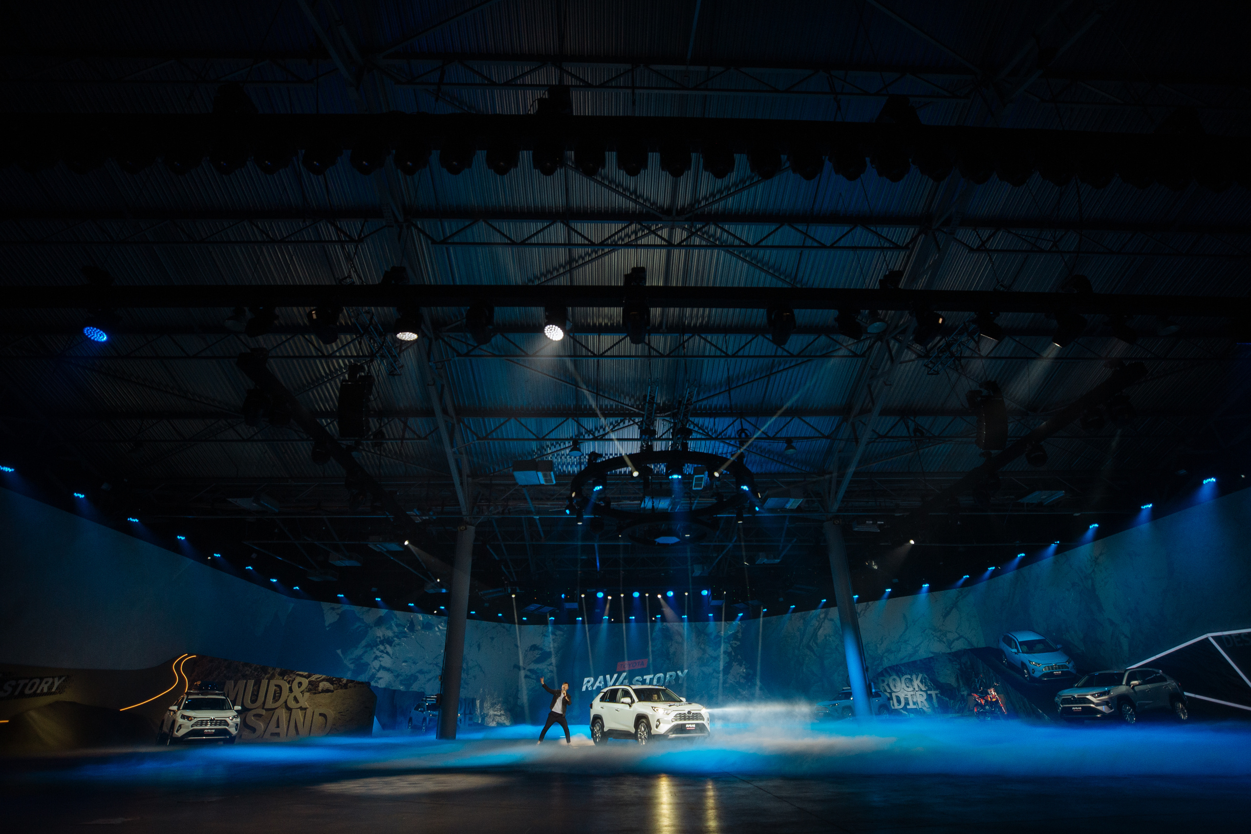 TOYOTA RAV 4. Портфолио свадебного фотографа. Роман Каргаполов