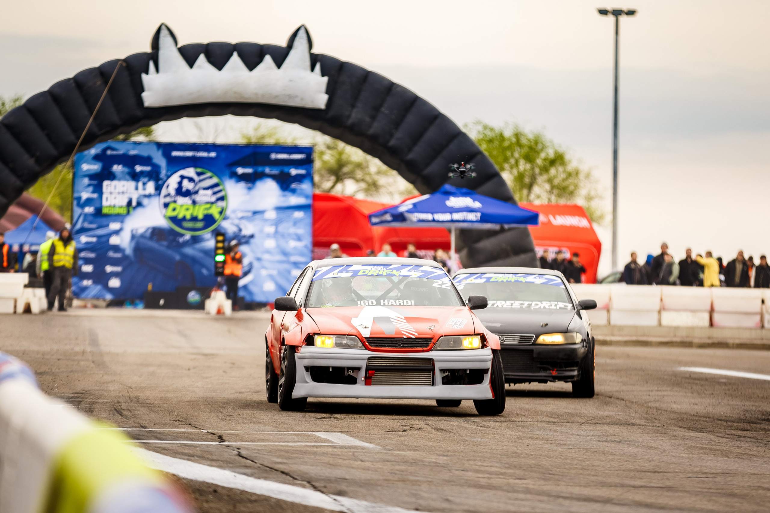 ВСЕ АЛЬБОМЫ ДОСТУПЕНЫ ПО ССЫЛКЕ https://gorillaenergymedia.com/19-04-2026-gorilla-drift-round-1-album-1-nw26qc. Gorillaenergymedia