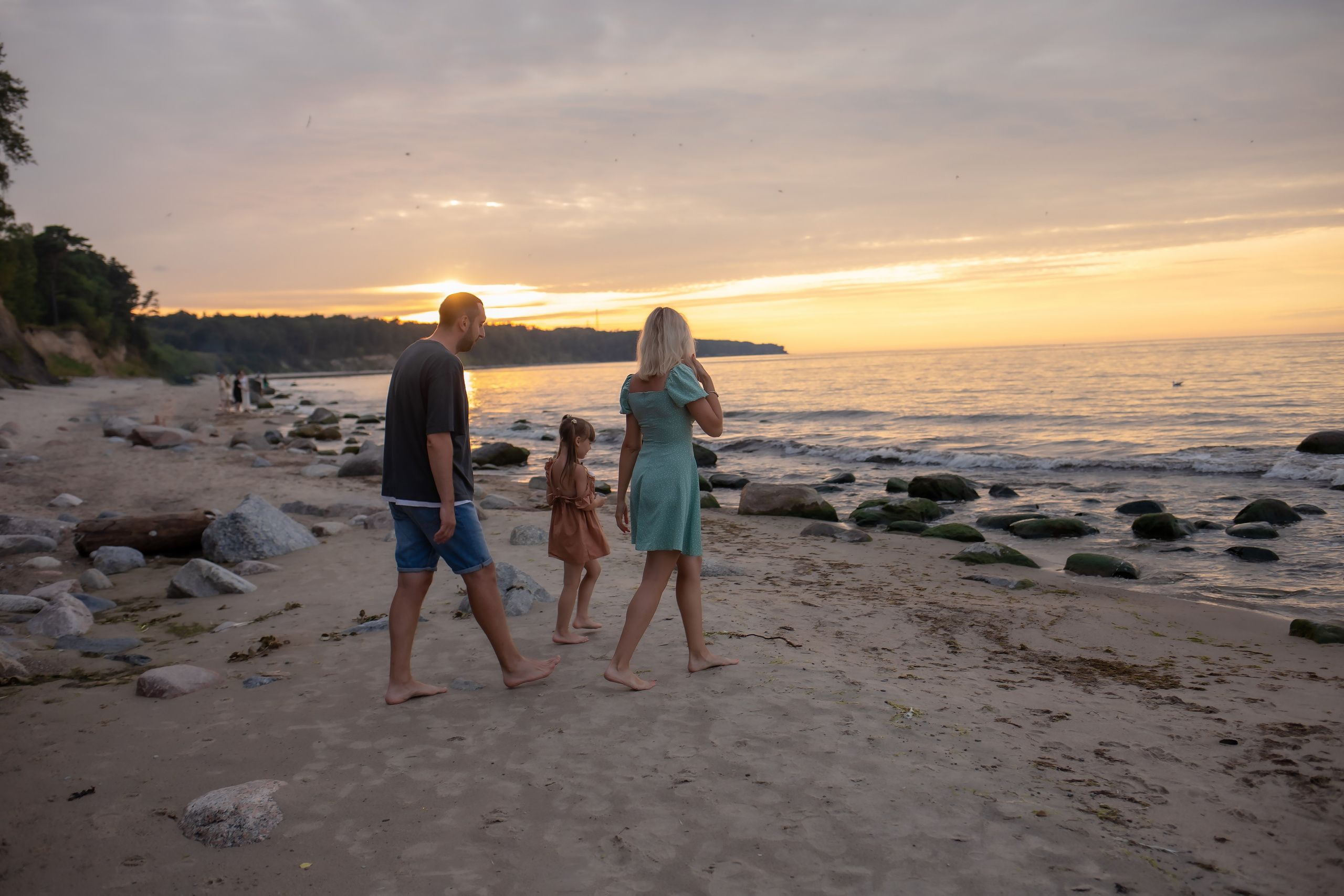 Есеня, Леня и Аня. Закат в Куликово. Фотограф в Калининграде Решетникова Алина