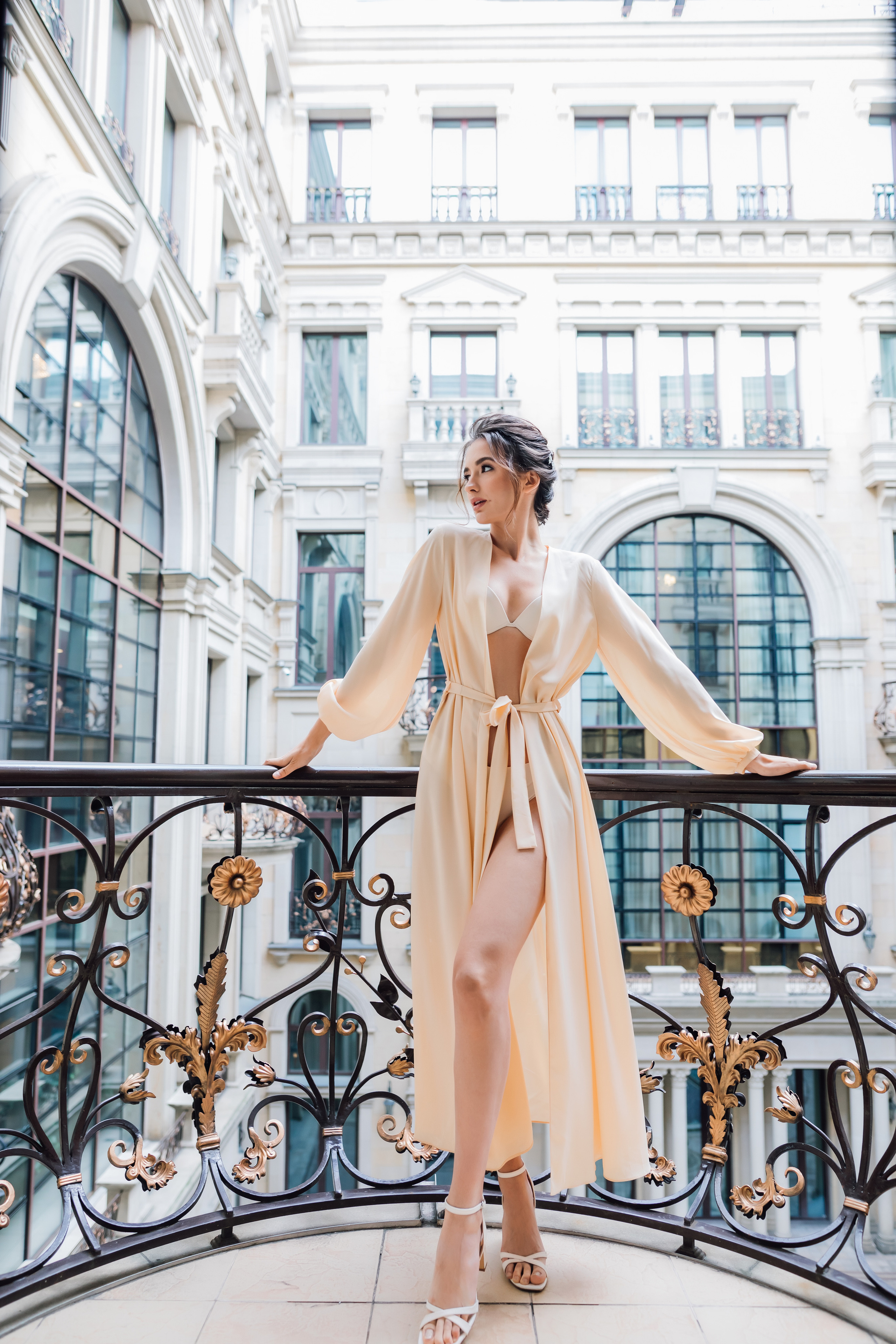 Натали и Рауль. Отель St. Regis. Свадебный и семейный фотограф в Москве Евгения Лисина