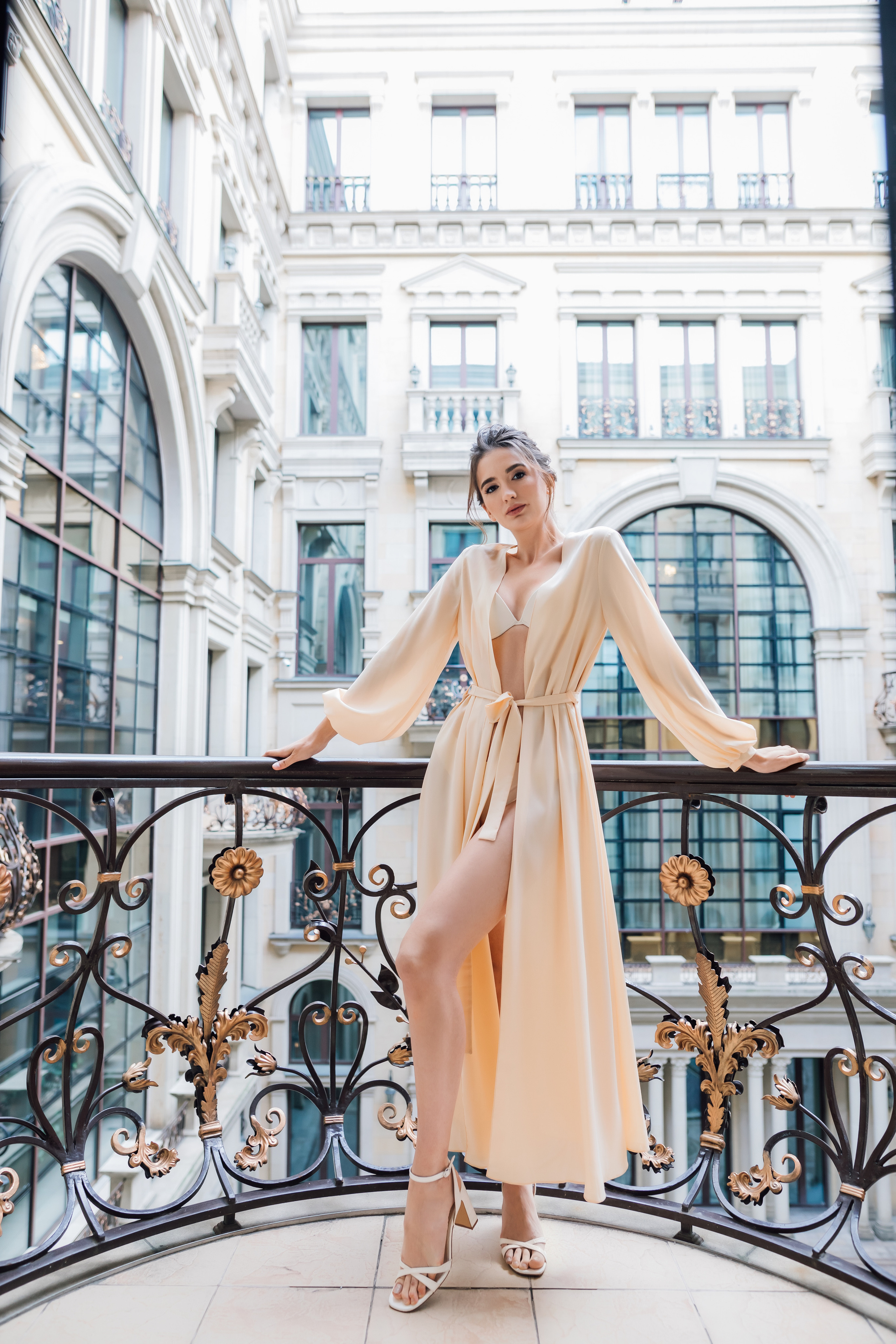 Натали и Рауль. Отель St. Regis. Свадебный и семейный фотограф в Москве Евгения Лисина