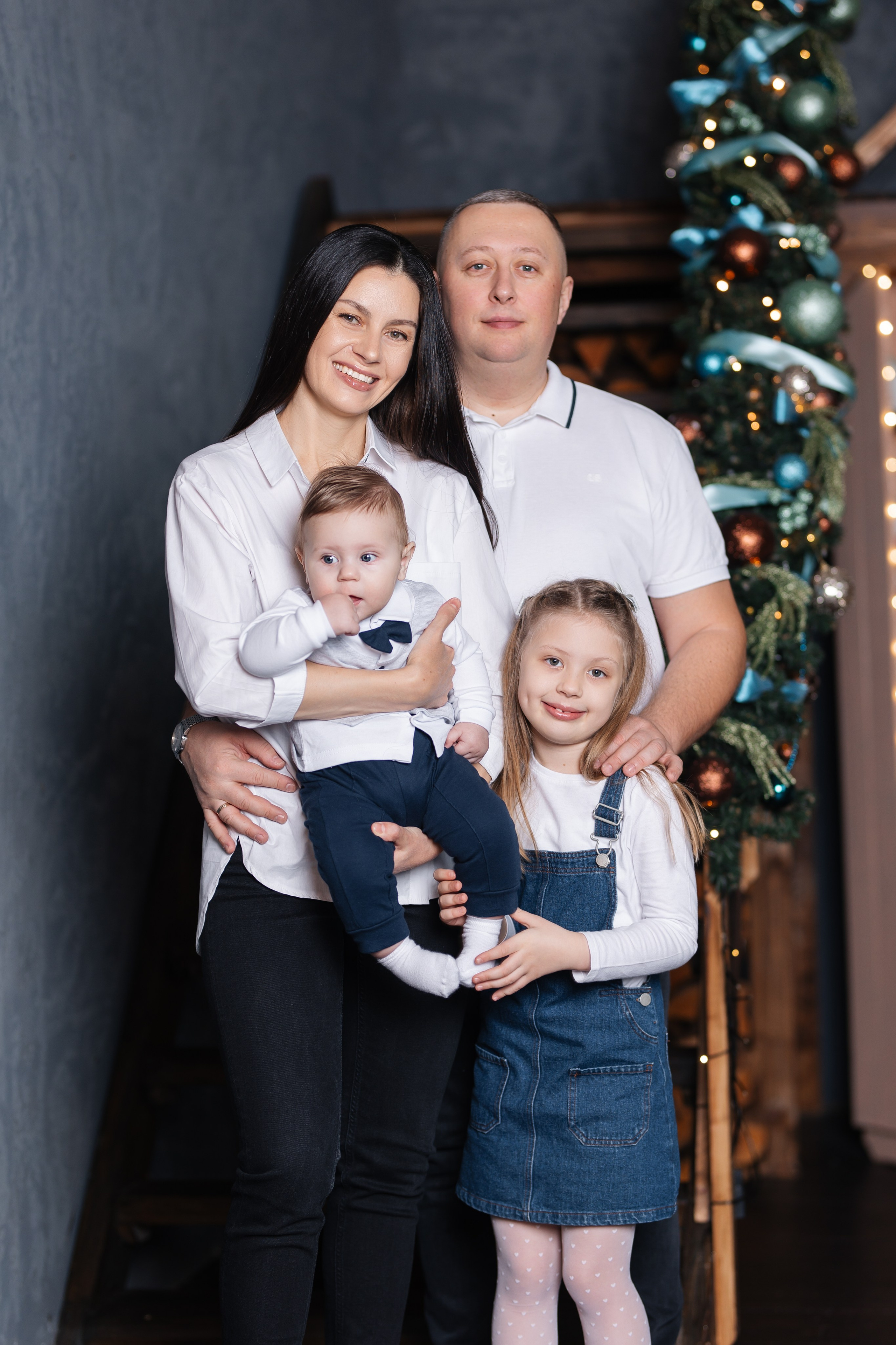 Семейная новогодняя фотосессия