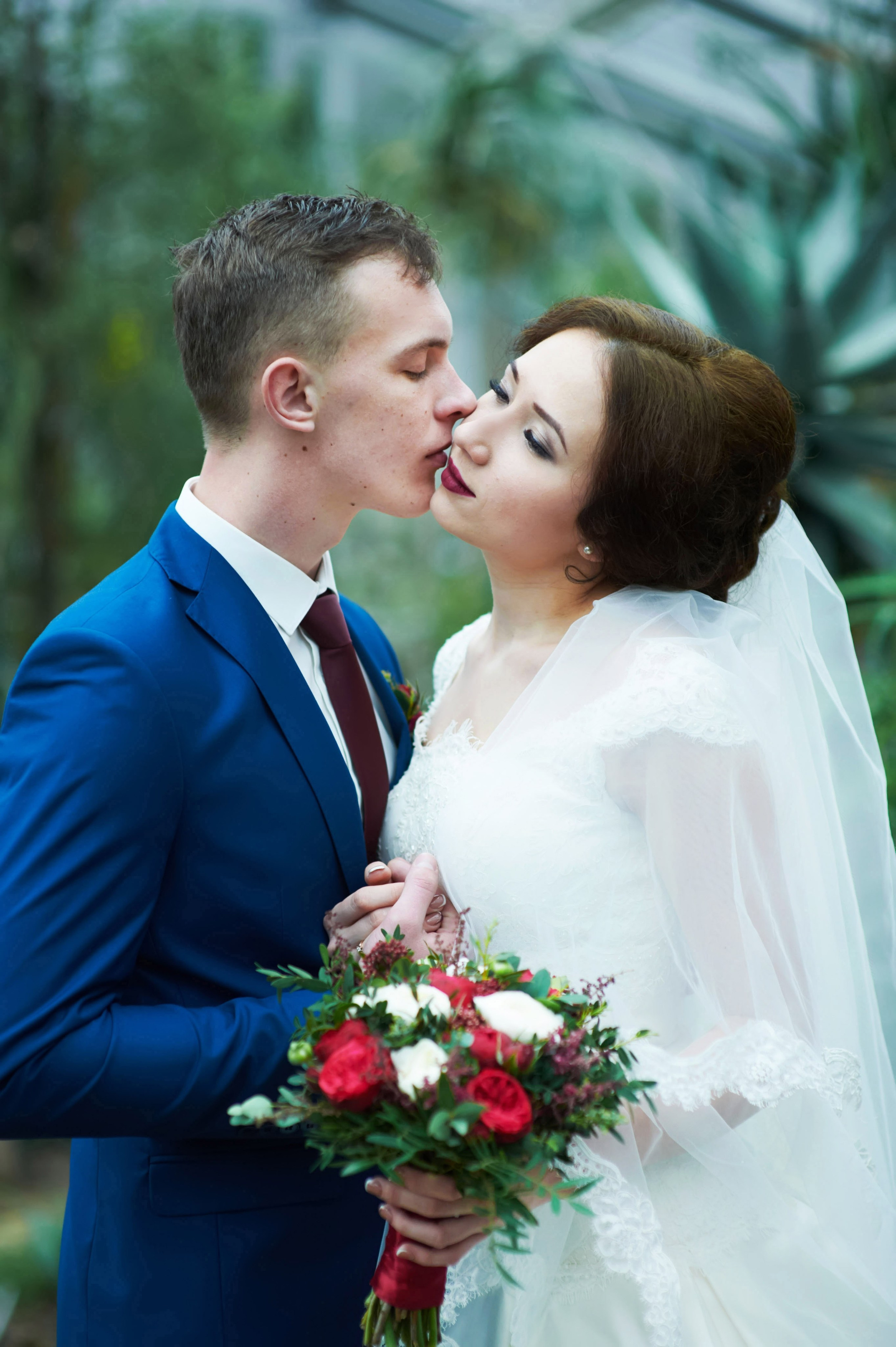 Индира и Дмитрий (свадебная фотосессия в Ботаническом саду и в фотостудии). Портретный, семейный и свадебный фотограф в Санкт-Петербурге и в Пушкине Ширяев Денис