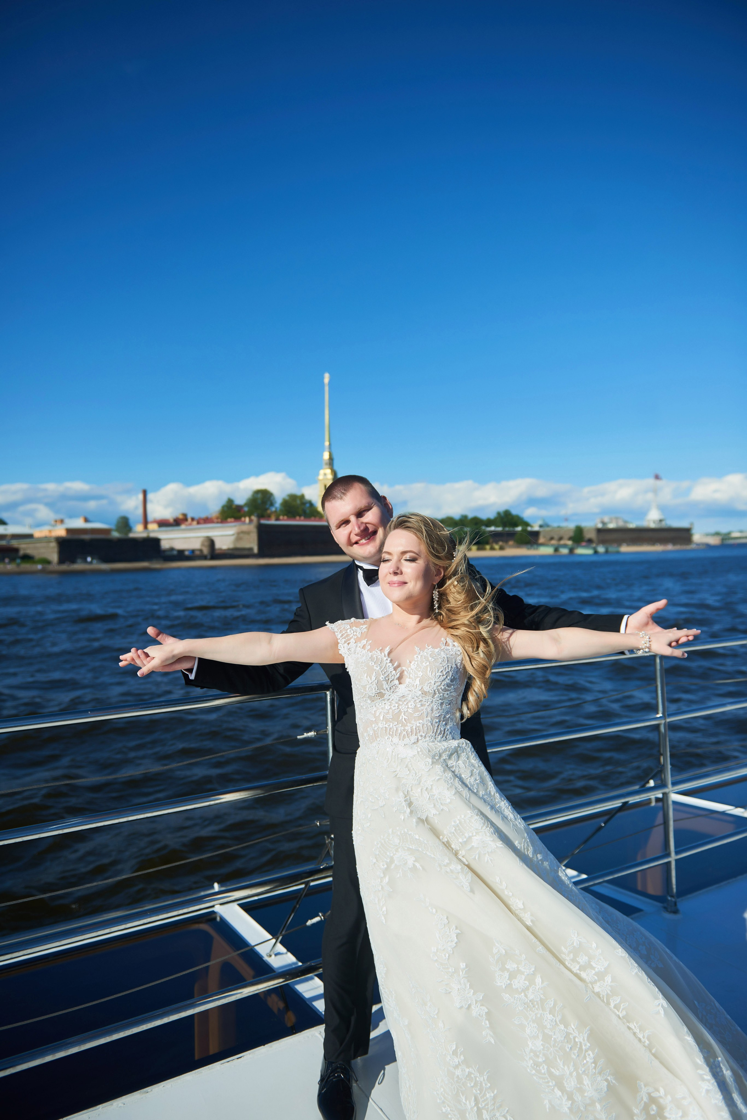 Юлия и Антон (Первый Дворец Бракосочетания, прогулка на Елагином острове). Портретный, семейный и свадебный фотограф в Санкт-Петербурге и в Пушкине Ширяев Денис