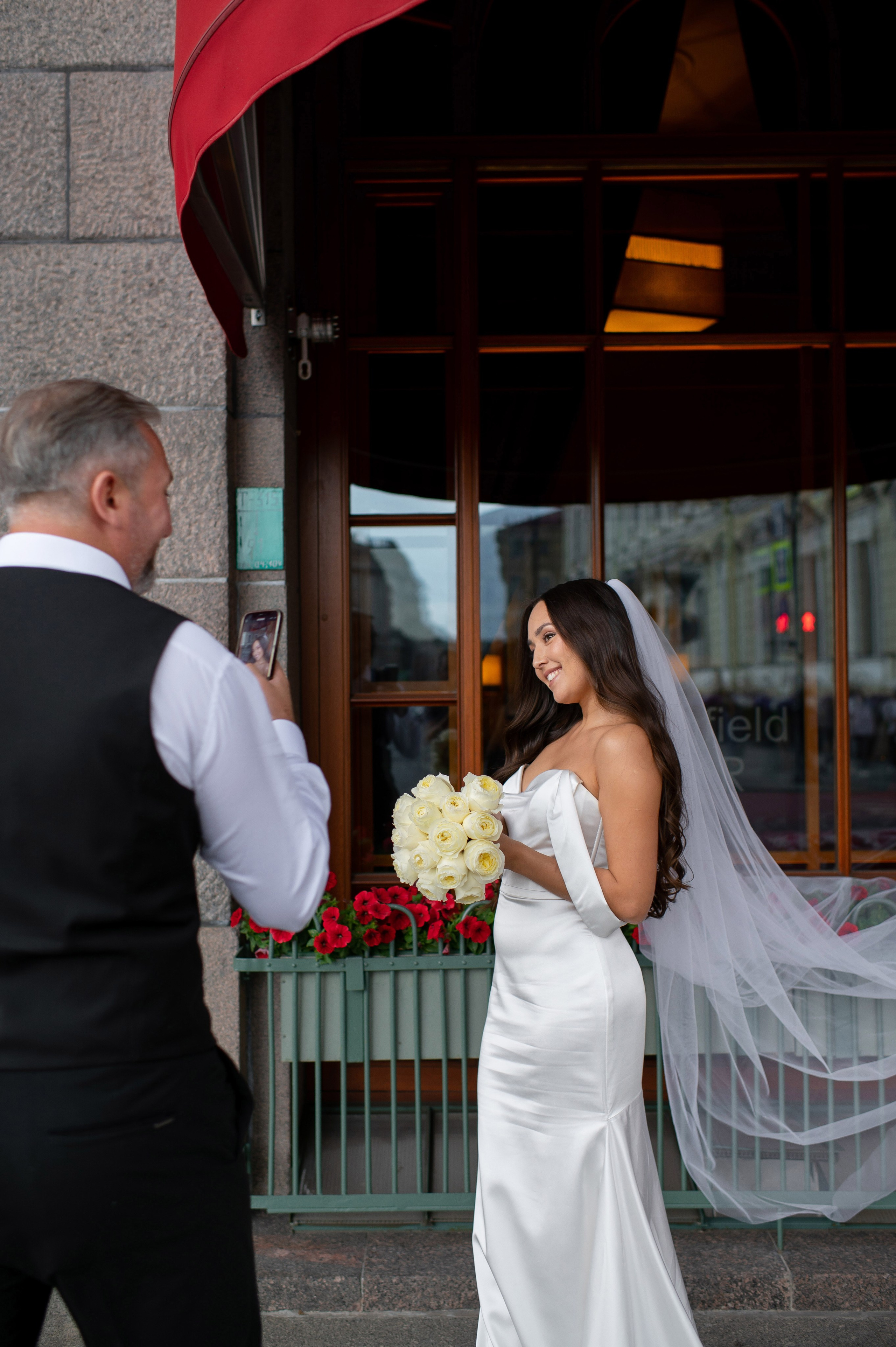 TOP-500 Самые красивые и лучшие свадебные фотографии от профессионального свадебного фотографа в Санкт-Петербурге Ширяева Дениса. Портретный, семейный и свадебный фотограф в Санкт-Петербурге и в Пушкине Ширяев Денис