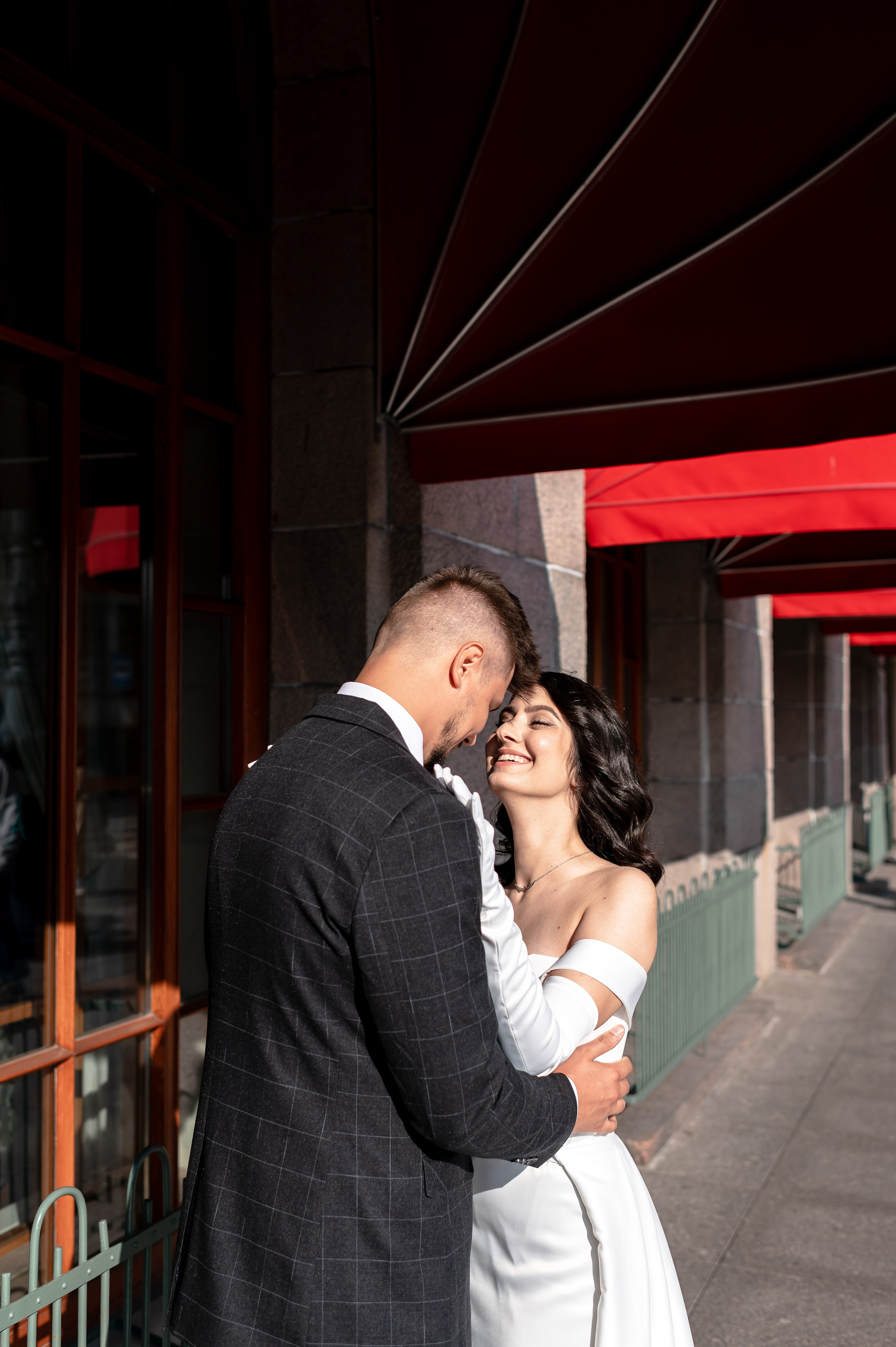 Камерная свадьба в Первом Дворце Бракосочетания №1 на Английской набережной Яны и Евгения. Портретный, семейный и свадебный фотограф в Санкт-Петербурге и в Пушкине Ширяев Денис