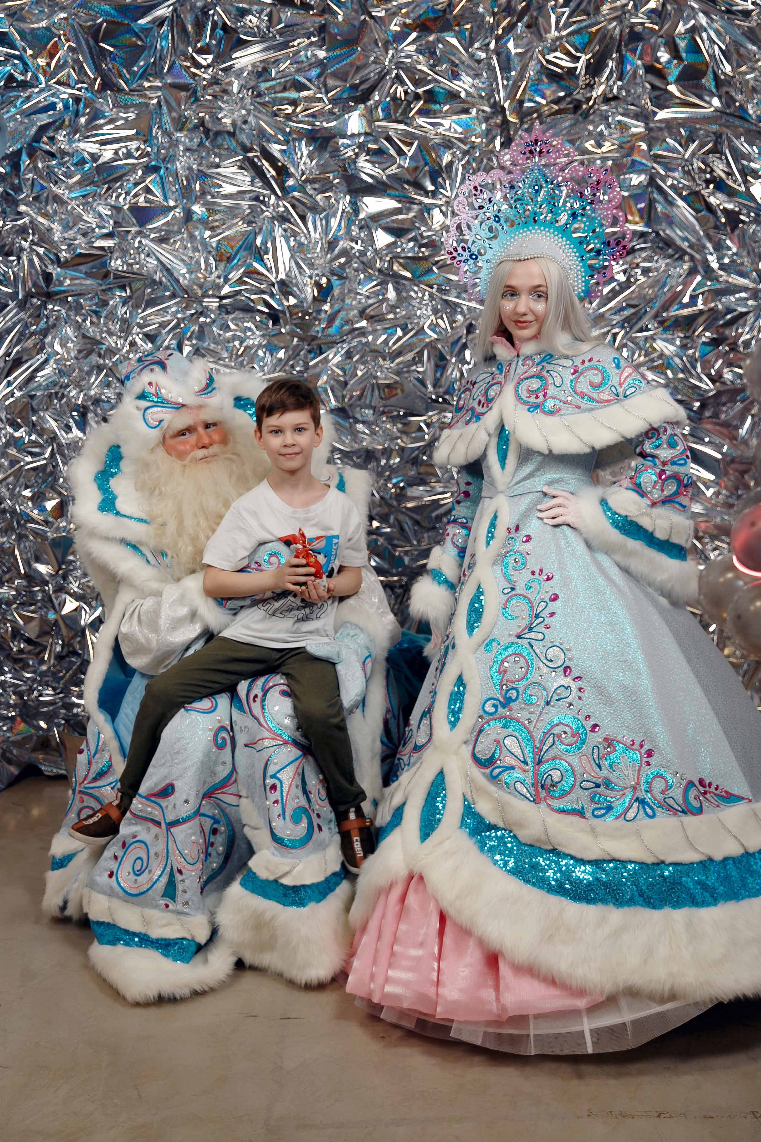 Елка в «Фотоцехе» #1. Ваш репортажный фотограф Артемий Антонов