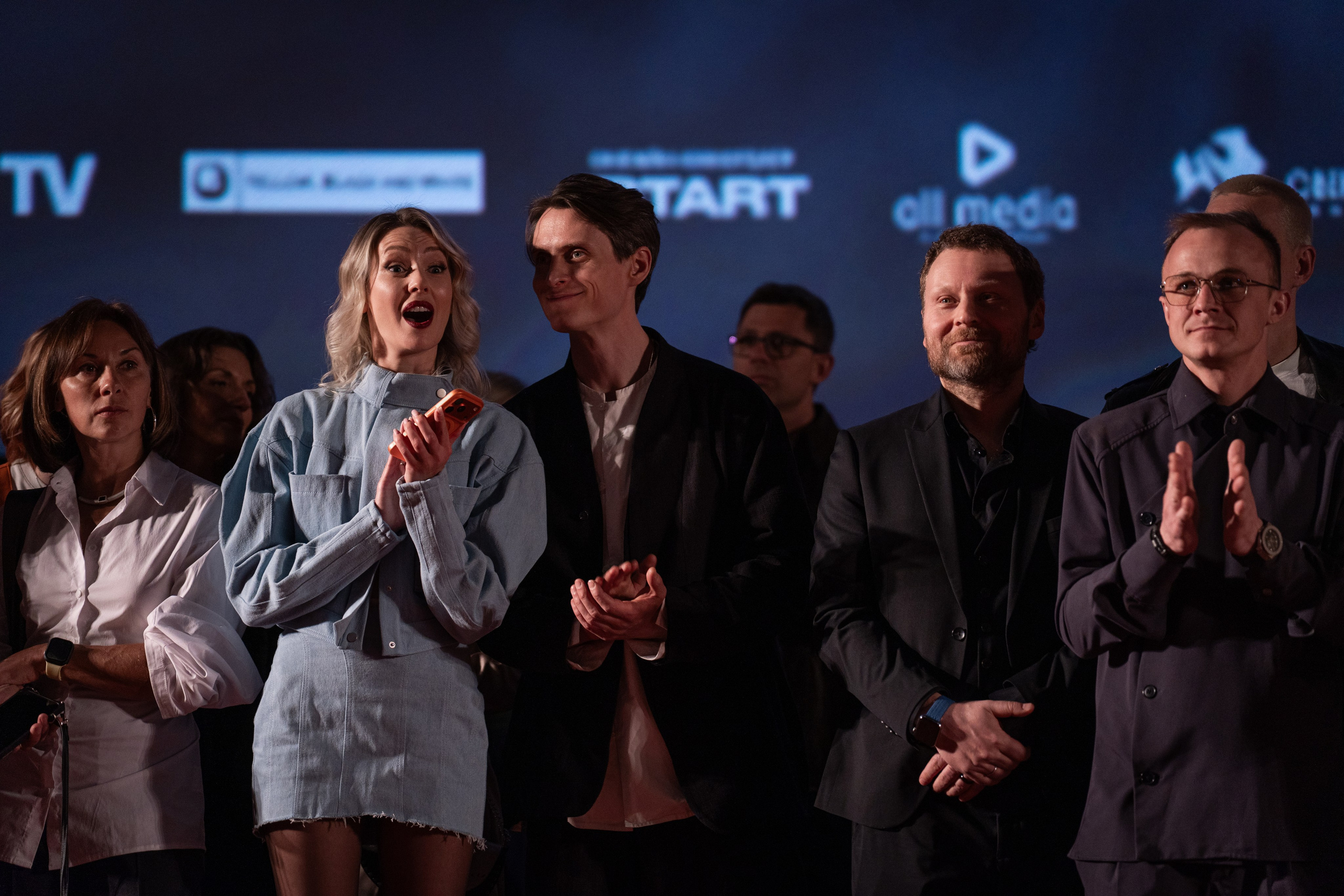 Твое сердце будет разбито. Премьера Твое сердце будет разбито. Фильм Твое сердце будет разбито. Твое сердце будет разбито смотреть. Каро 11 Октябрь