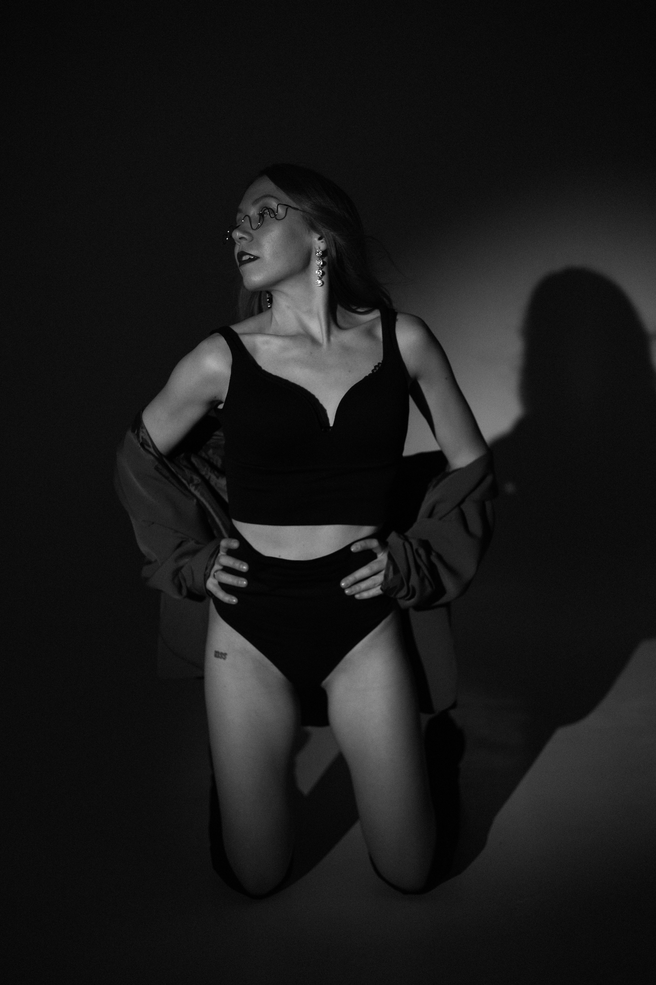 ЖЕНСКИЕ ПОРТРЕТЫ СТУДИЯ 2026. Фотограф Красноярск съемки лавстори, фотосессия в студии, портретная съемка, творческие фотосессии