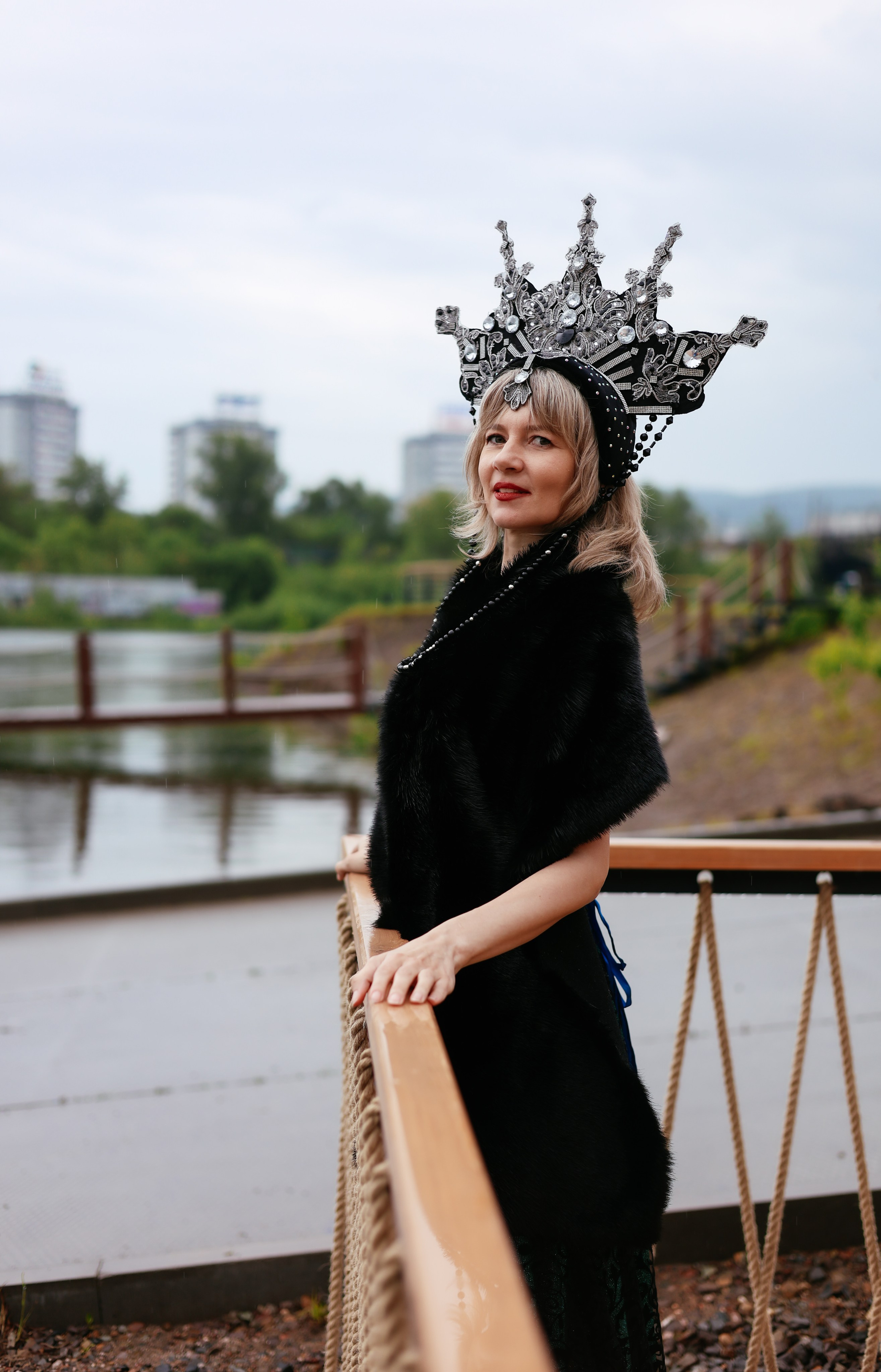 ВСТРЕЧА ЗАКАТА «ТЫ КОРОЛЕВА». Фотограф Красноярск съемки лавстори, фотосессия в студии, портретная съемка, творческие фотосессии