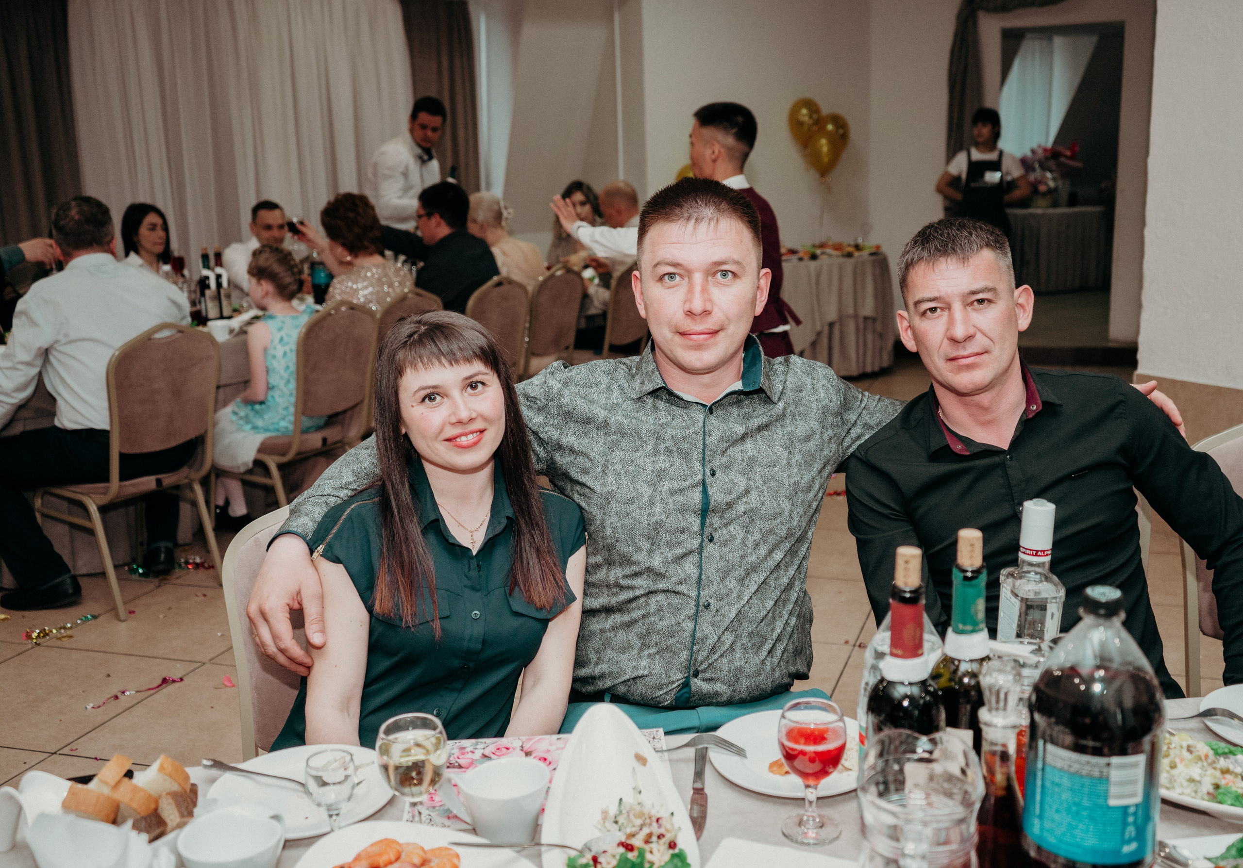 Фотографии с свадебного банкета Якова и Екатерины. Фотограф в Улан-Удэ. Свадебный фотограф в Улан-Удэ