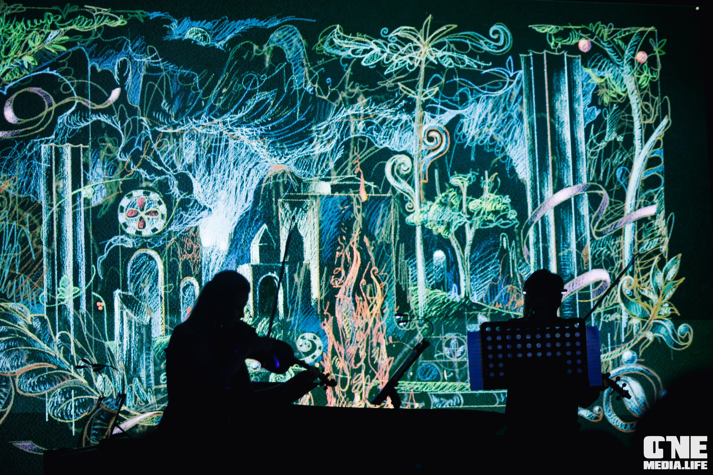 Фоторепортаж из Янтарь Холла. One Media Life: фоторепортажи, фотоотчеты с мероприятий и заведений