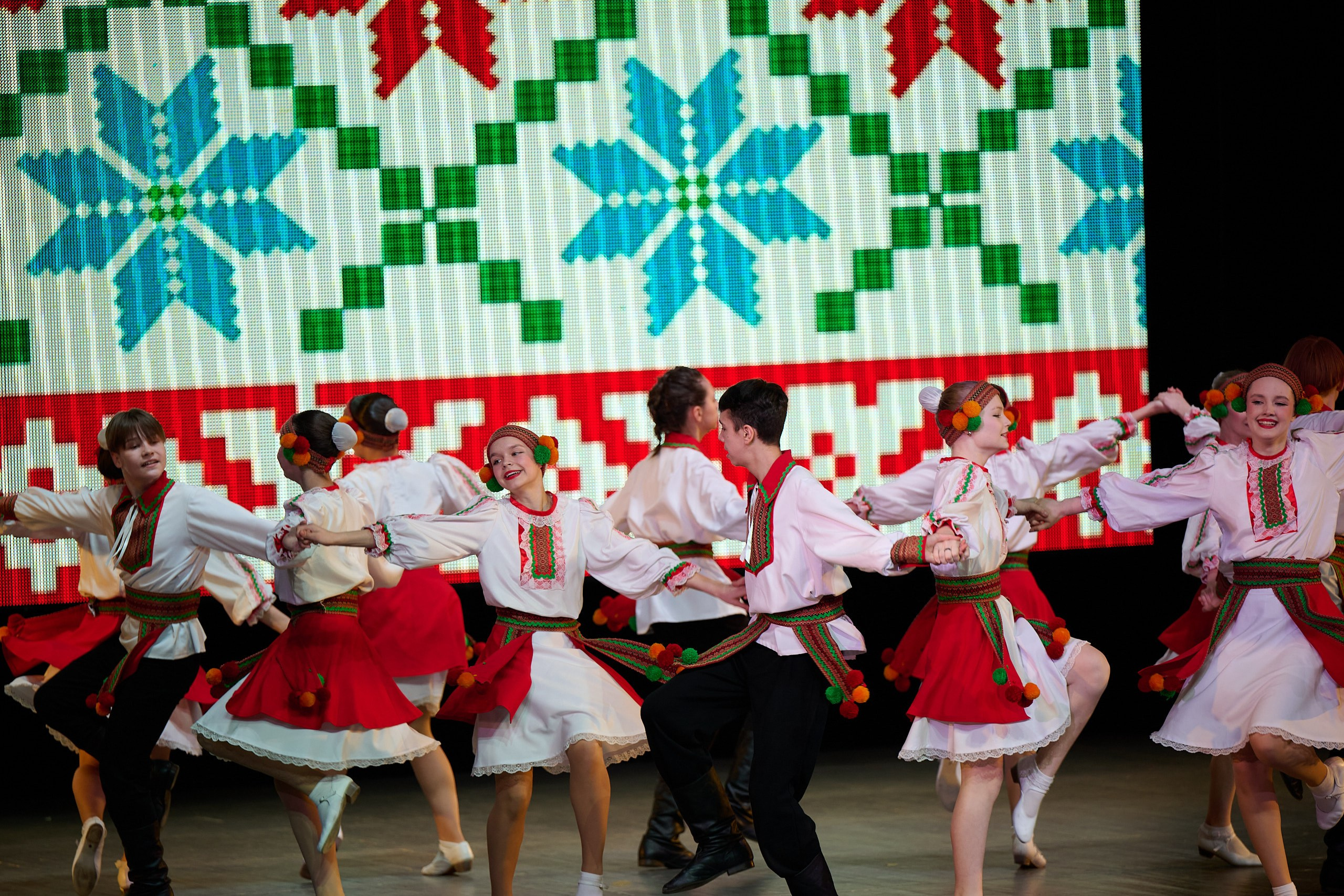 60-летие Ансамбля «РОВЕСНИКИ» Ижевск. 25.04.2024. Спортивный репортажный фотограф в Ижевске Сергей Мерзляков